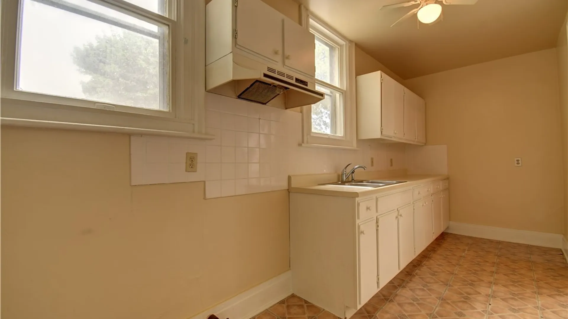Property at 103 Broad Street, Tonawanda, NY 14150 5