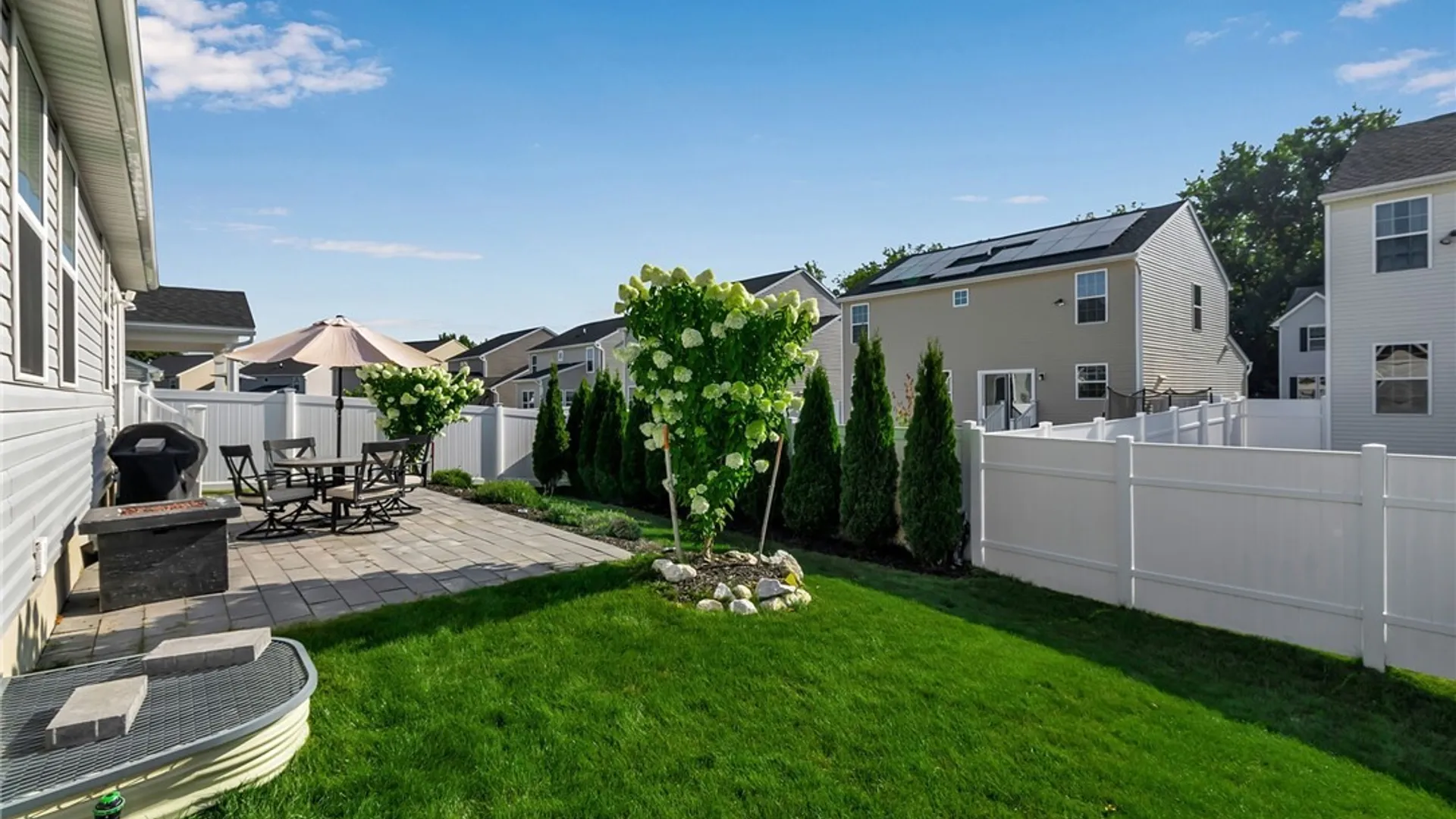 Property at 61 Allie Lane, Hamburg, NY 14075 26