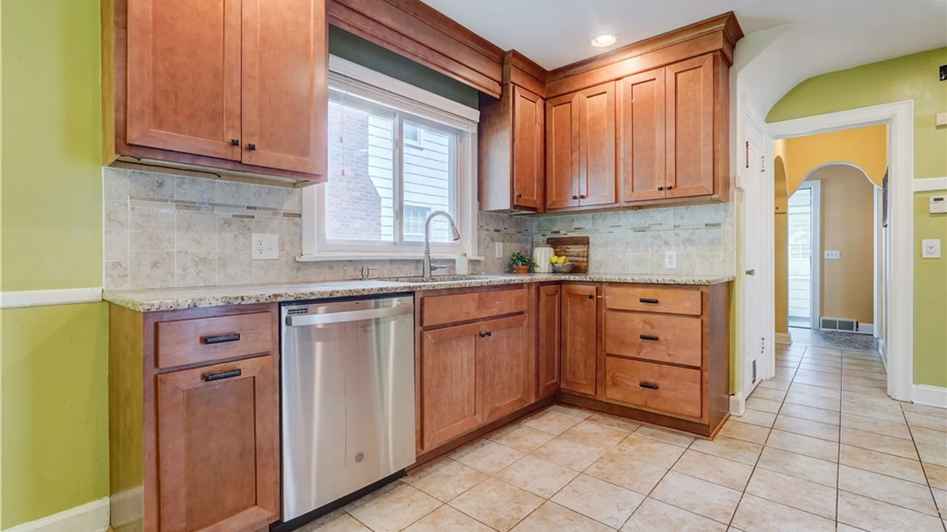 Property at 52 Edgemont Road, Rochester, NY 14620 15