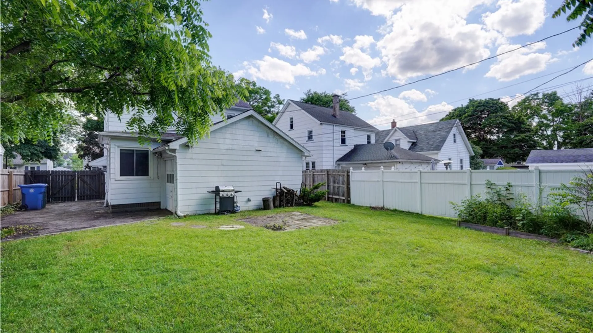 Property at 52 Edgemont Road, Rochester, NY 14620 27