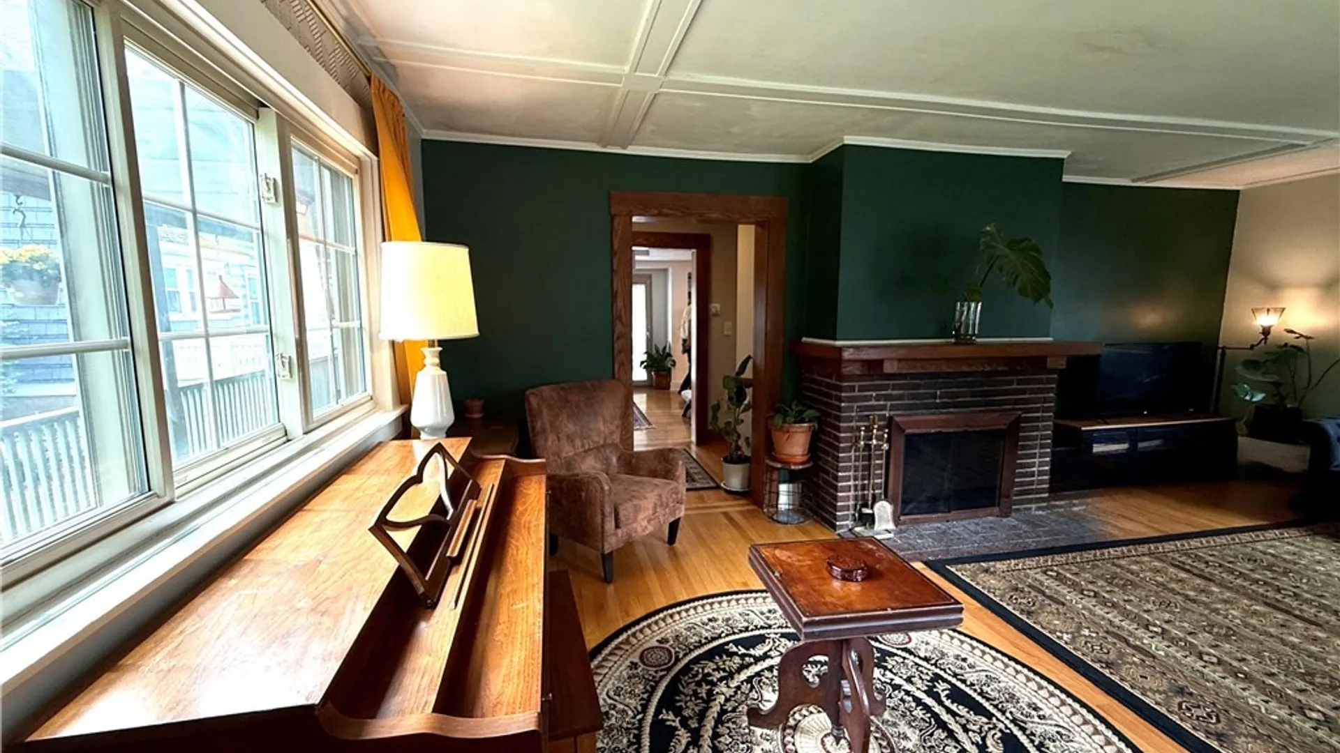 Property at 136 Kensington Place, Syracuse, NY 13210 14