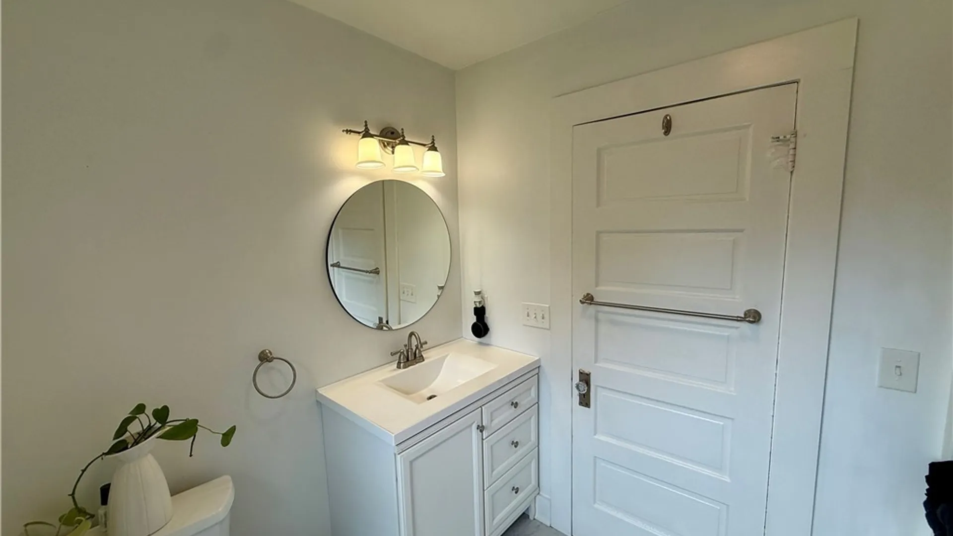 Property at 136 Kensington Place, Syracuse, NY 13210 36