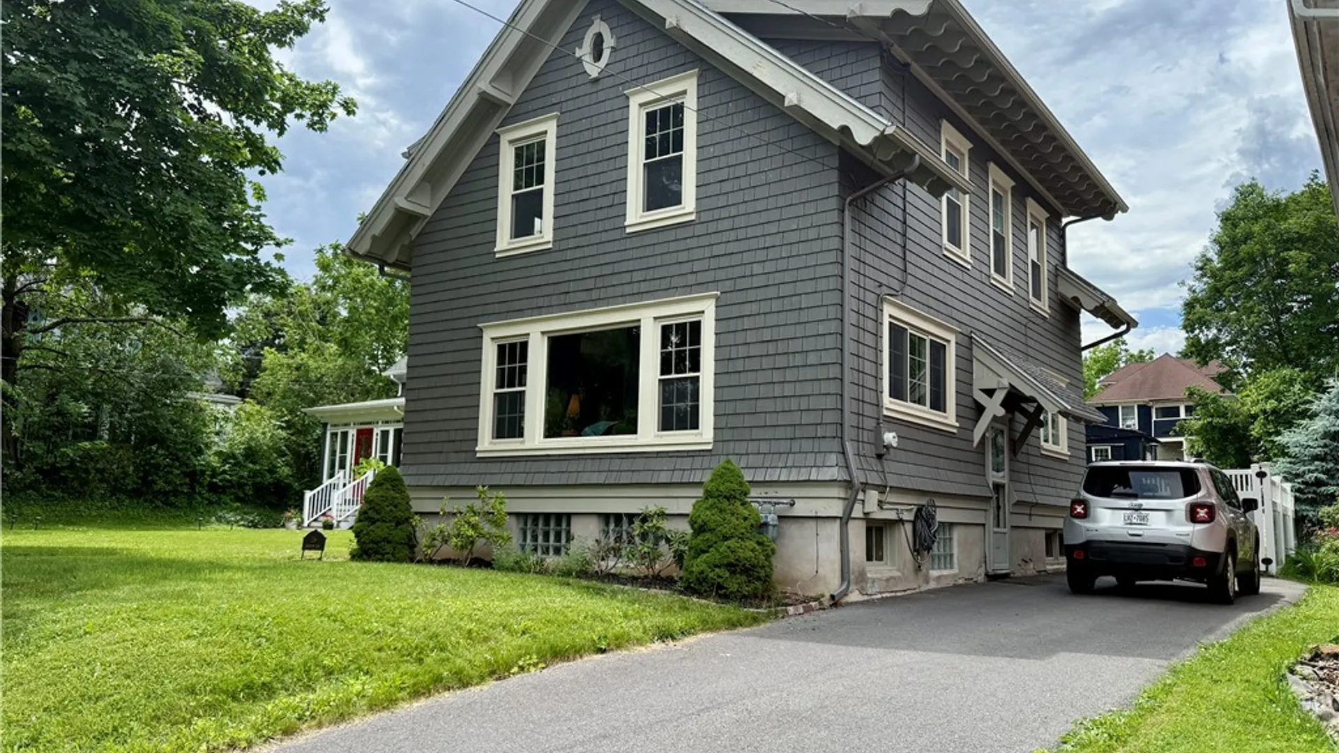 Property at 136 Kensington Place, Syracuse, NY 13210 5