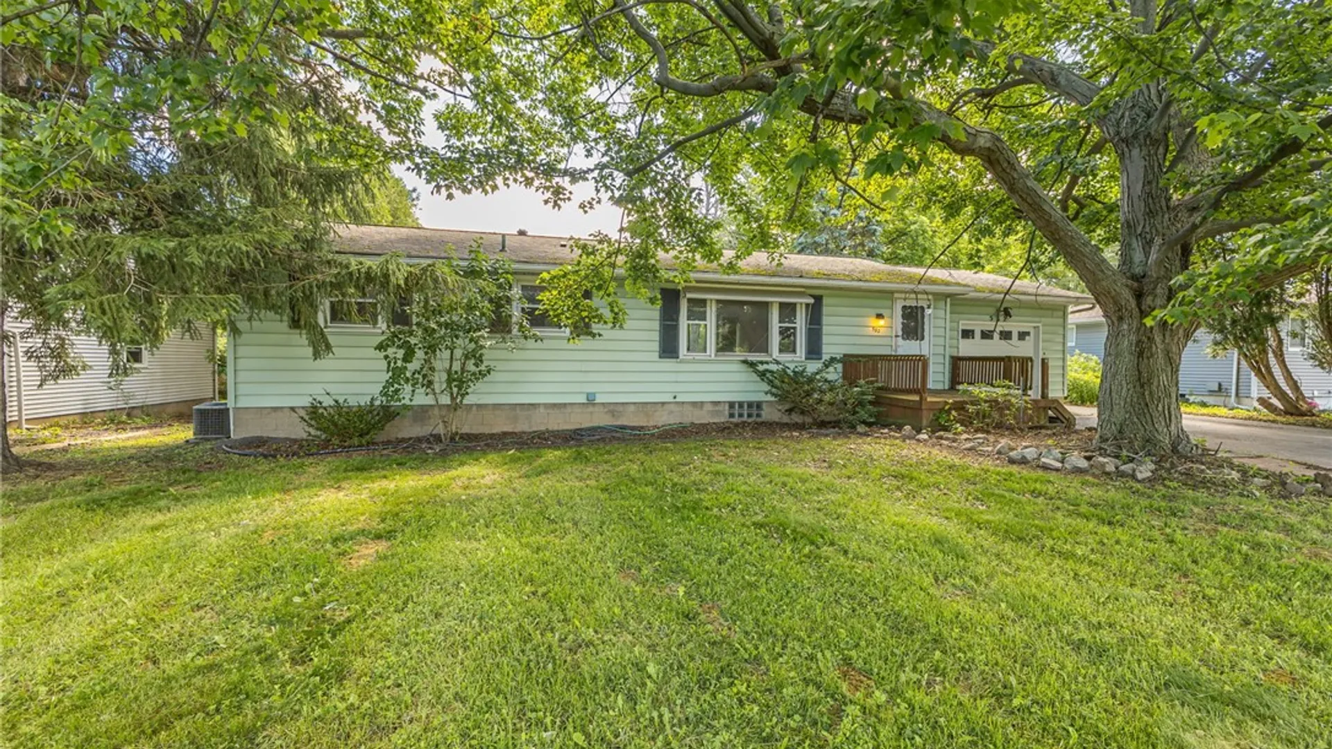 Property at 582 N Greece Road, Greece, NY 14468 2
