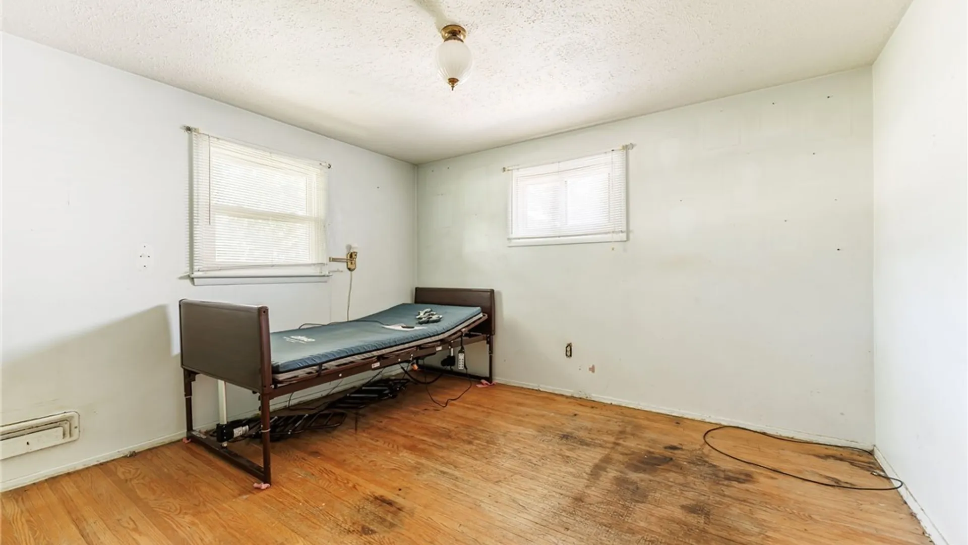 Property at 582 N Greece Road, Greece, NY 14468 20