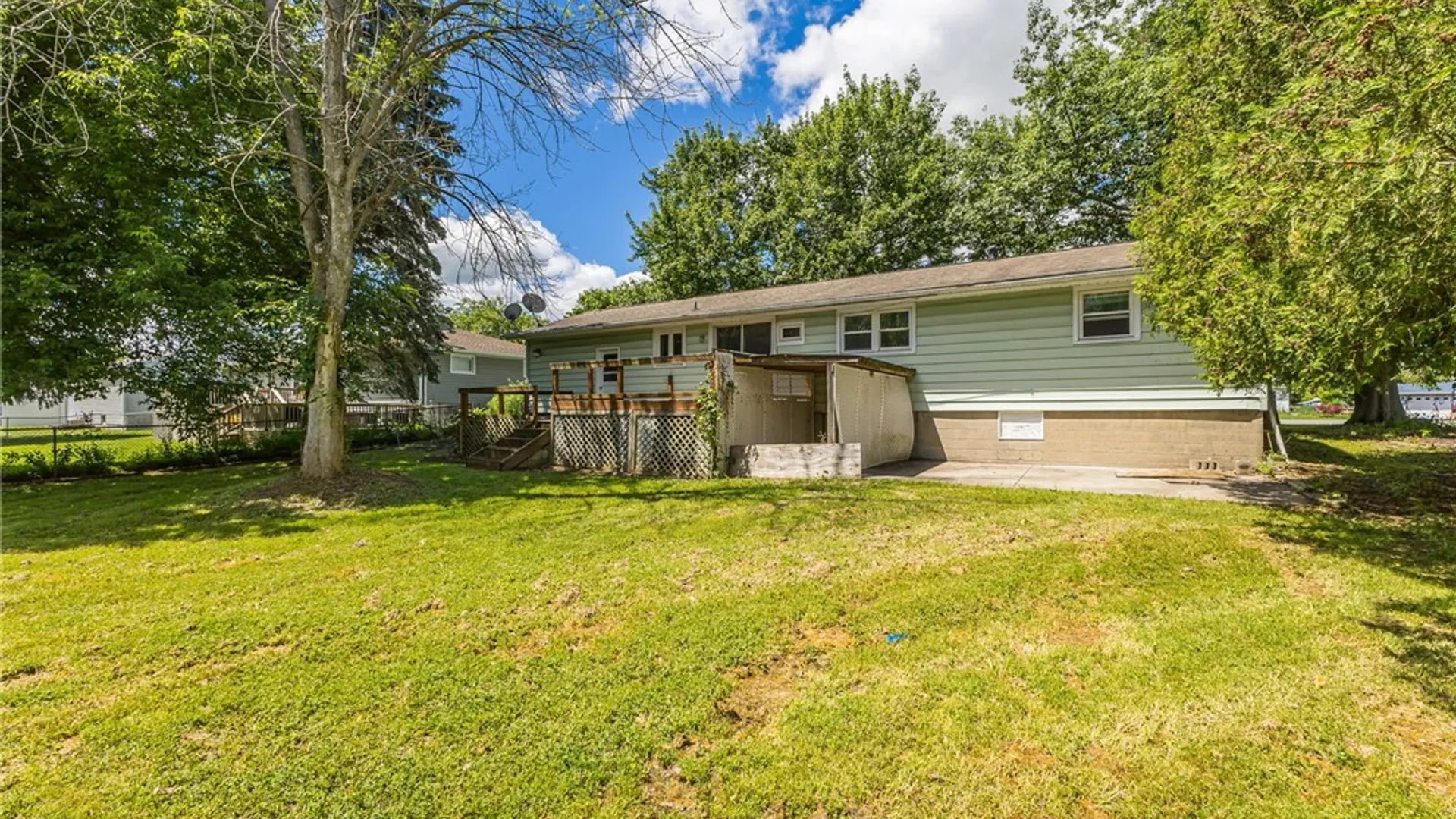 Property at 582 N Greece Road, Greece, NY 14468 25