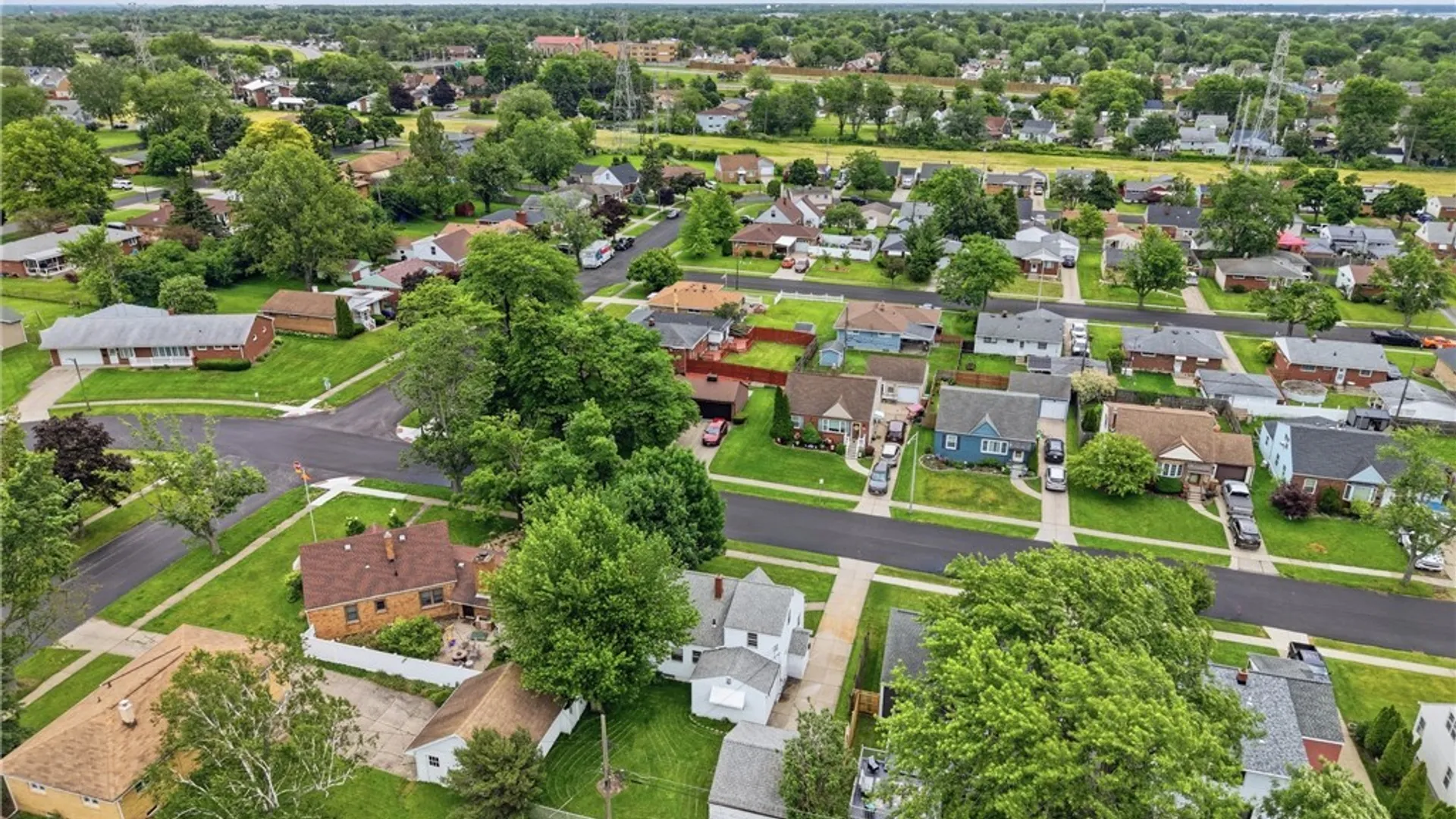 Property at 72 Birkdale Road, Cheektowaga, NY 14225 37