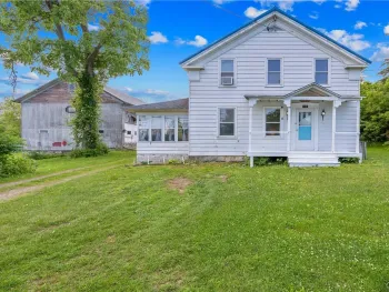 Property at 5565 State Route 104, Scriba, NY 13126