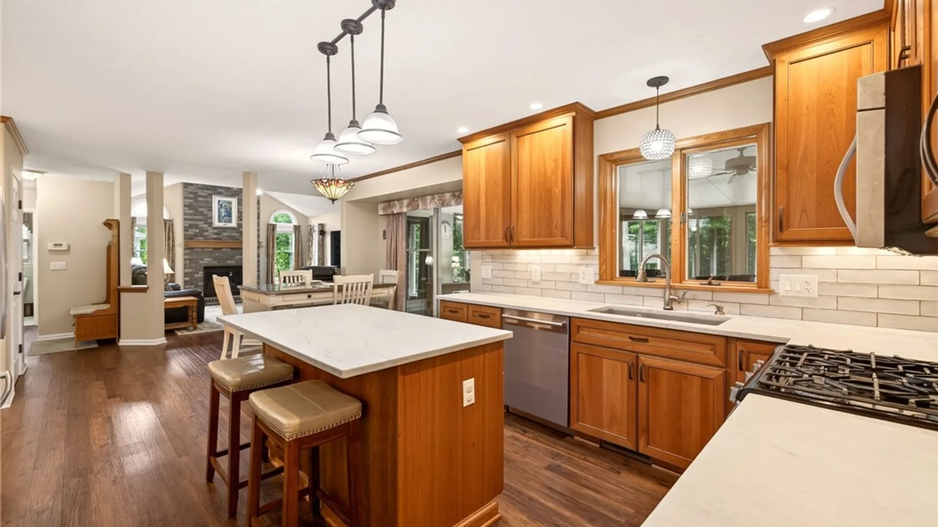 Property at 1500 Fallen Leaf, Webster, NY 14580 14