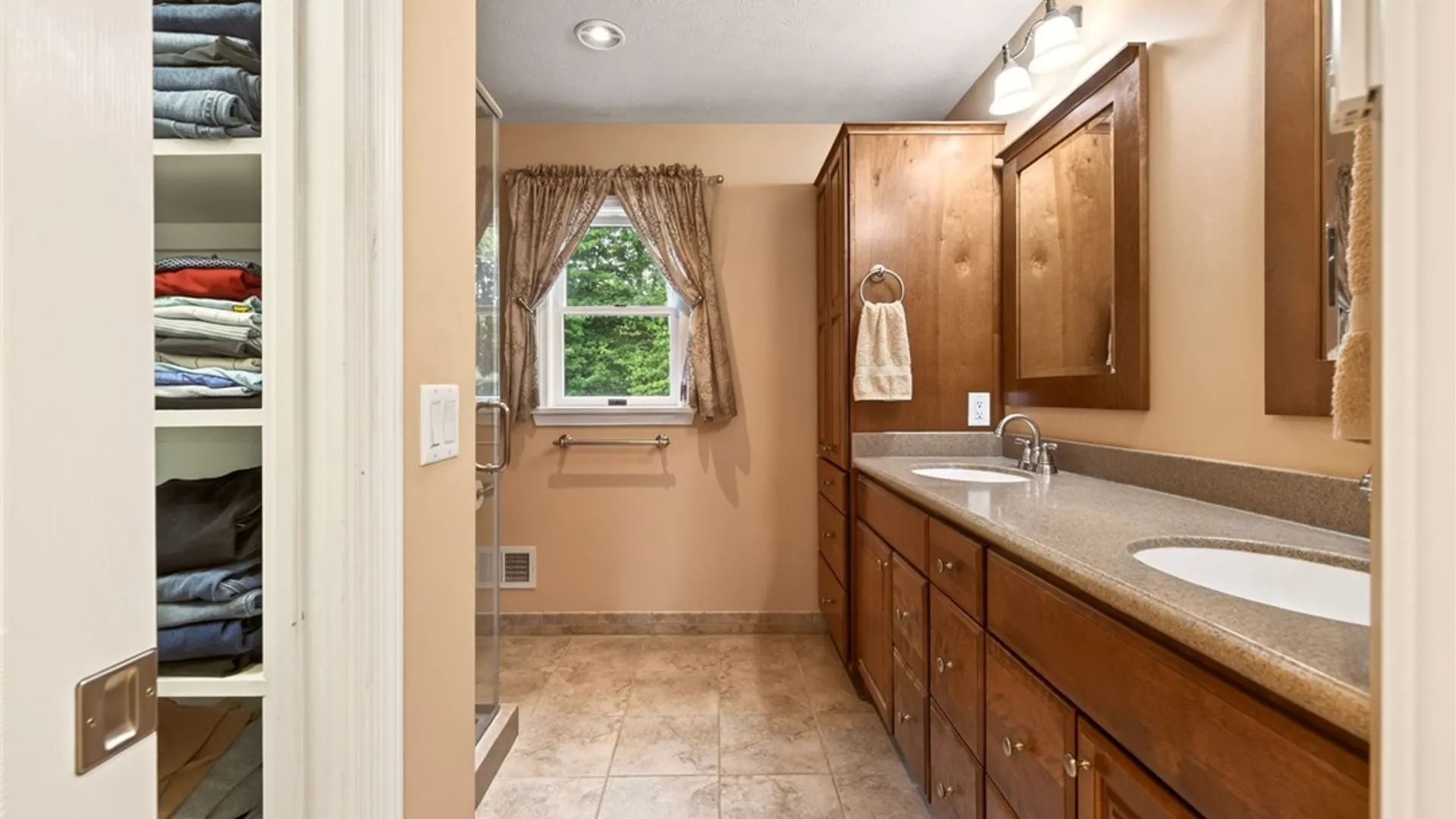 Property at 1500 Fallen Leaf, Webster, NY 14580 25