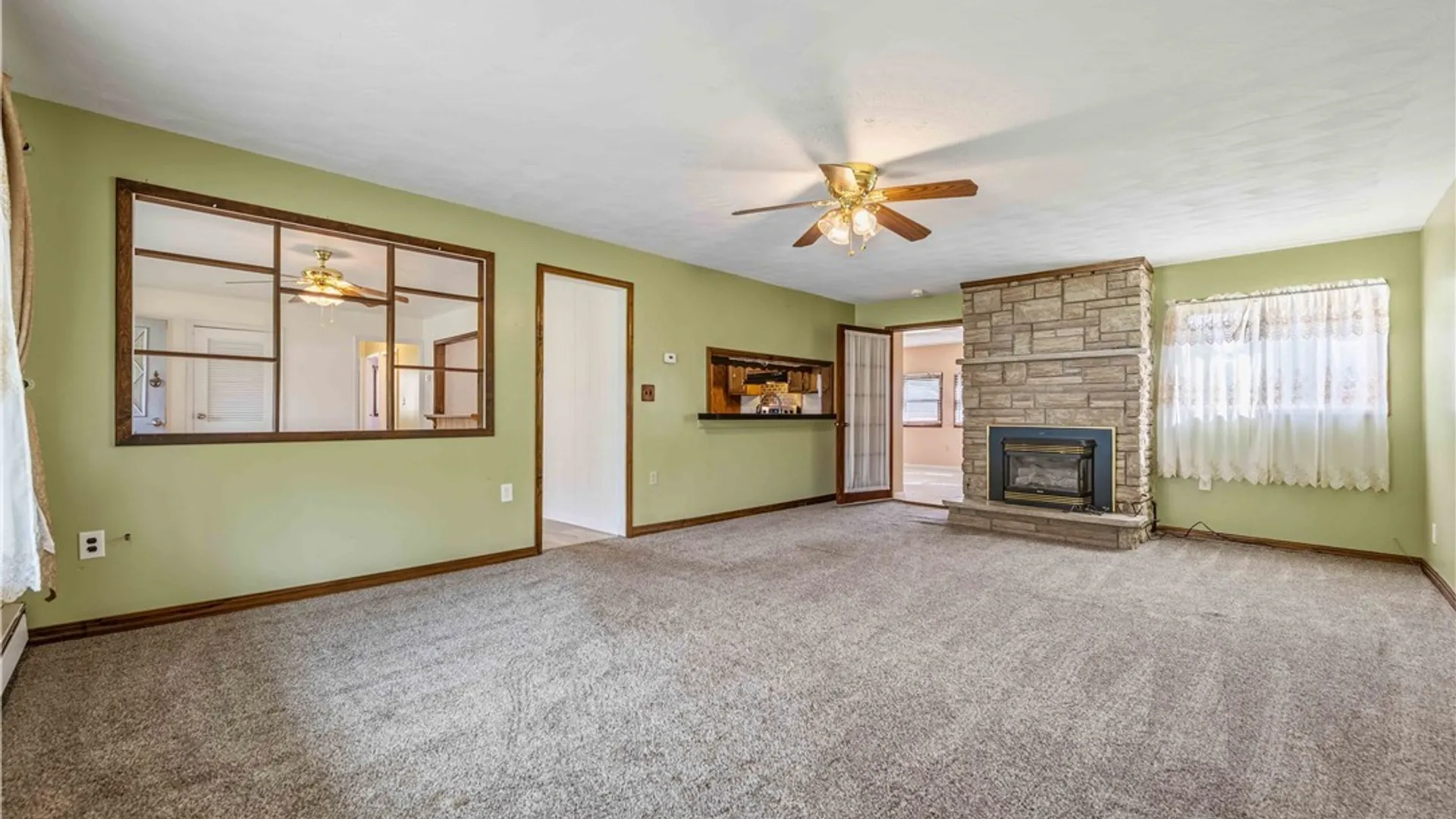 Property at 32 Bakeman Street, Fulton, NY 13069 9