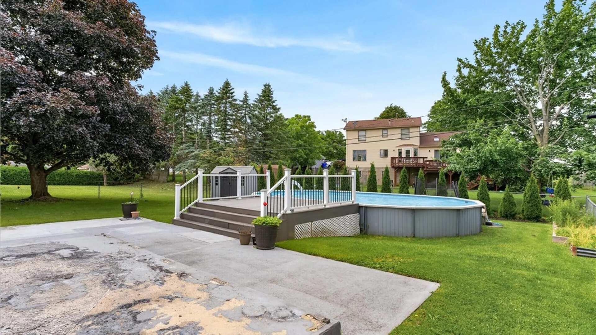 Property at 20 Flamingo Drive, Gates, NY 14624 4