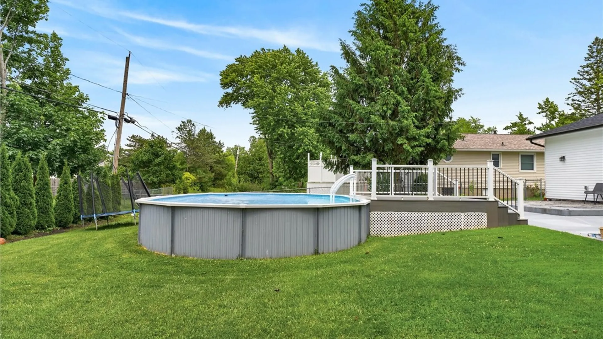 Property at 20 Flamingo Drive, Gates, NY 14624 7