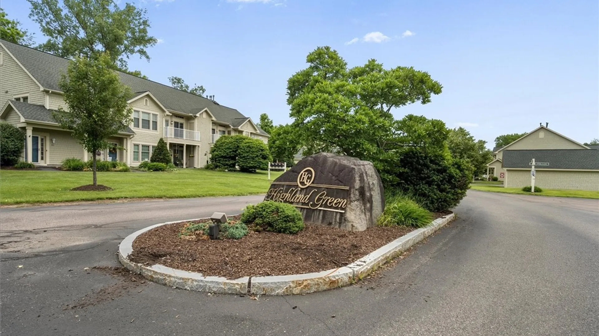 Property at 2405 Pipers Court, Lysander, NY 13027 6