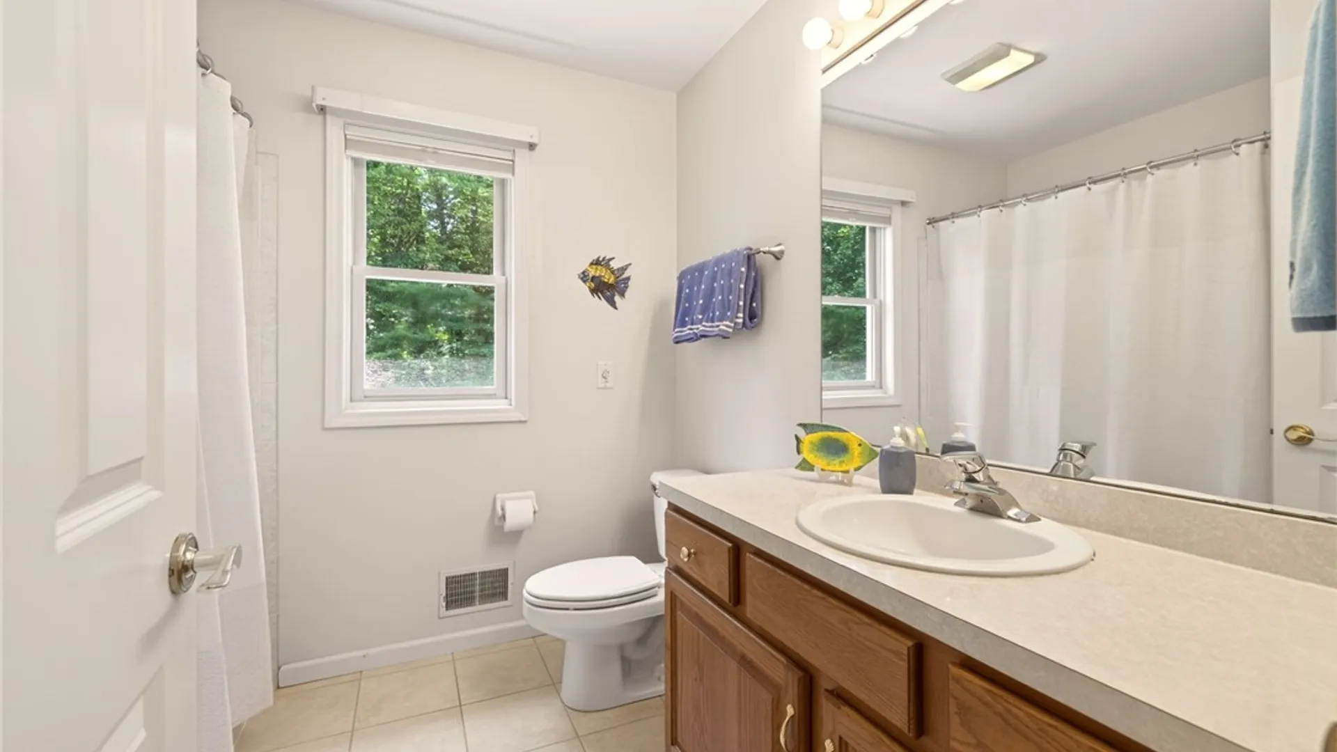 Property at 745 Hailey Dr, Webster, NY 14580 29