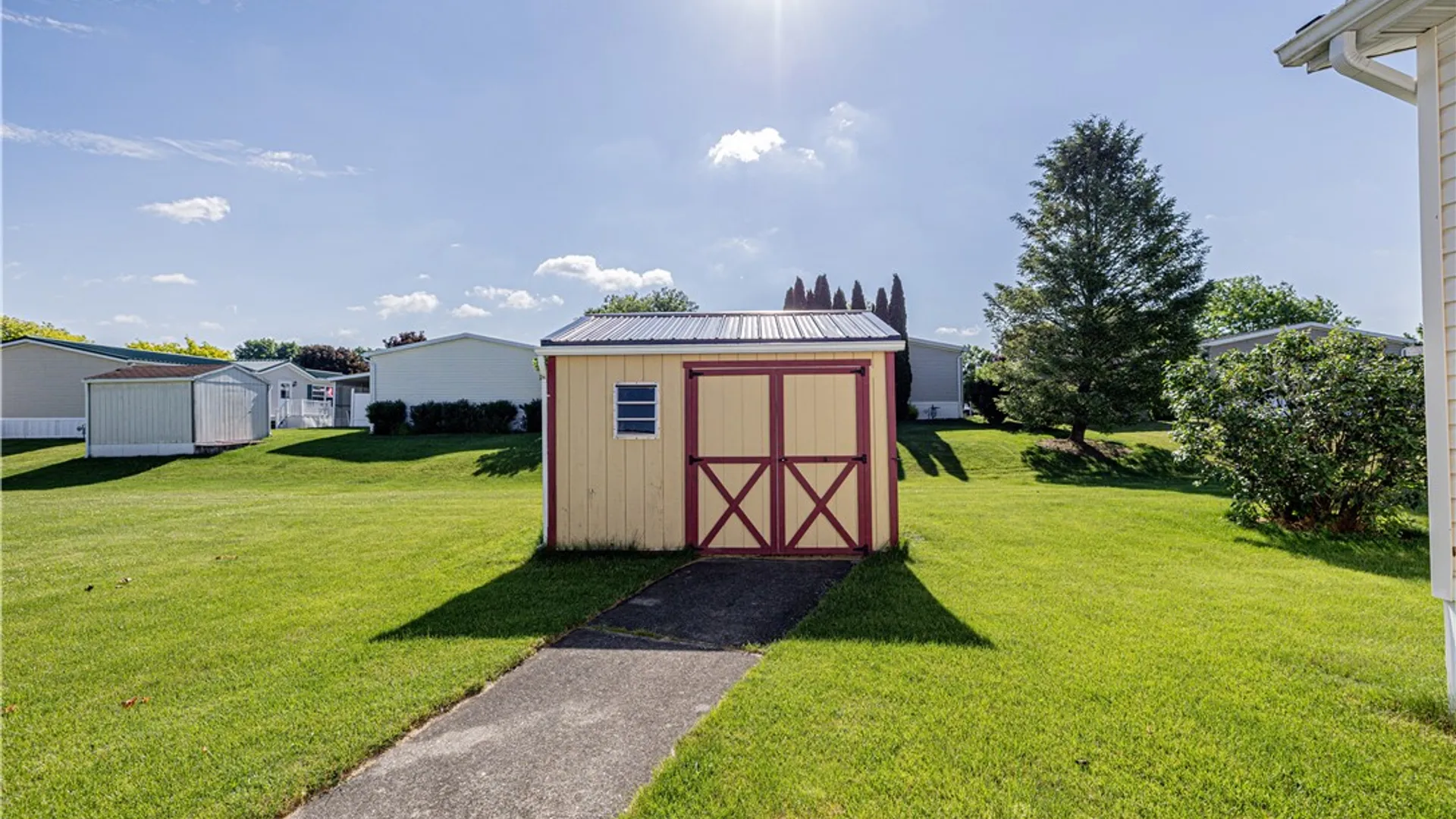 Property at 6365 Kims Drive, Victor, NY 14564 22