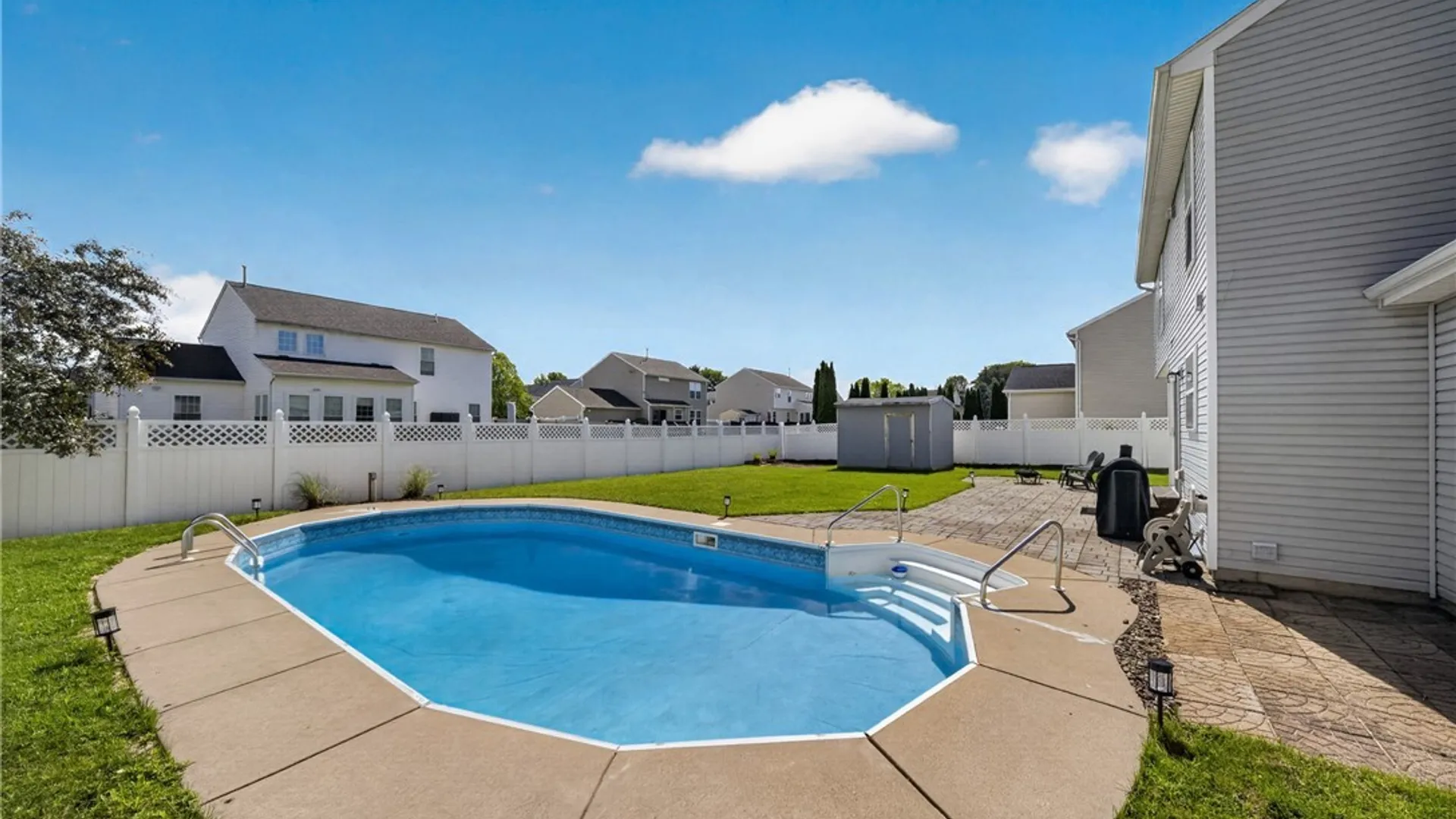 Property at 5467 Congleton Circle, Clay, NY 13041 32