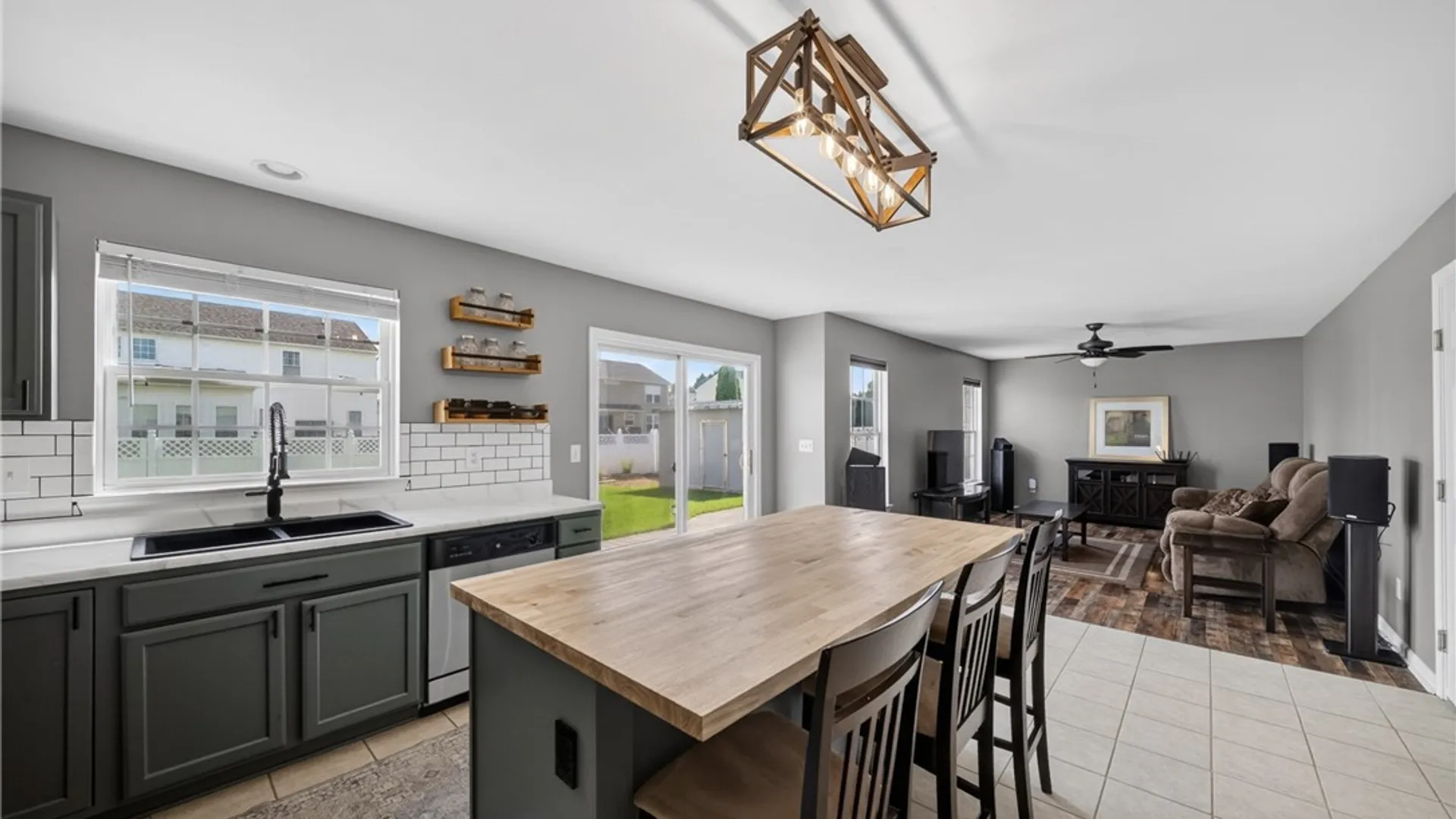 Property at 5467 Congleton Circle, Clay, NY 13041 6