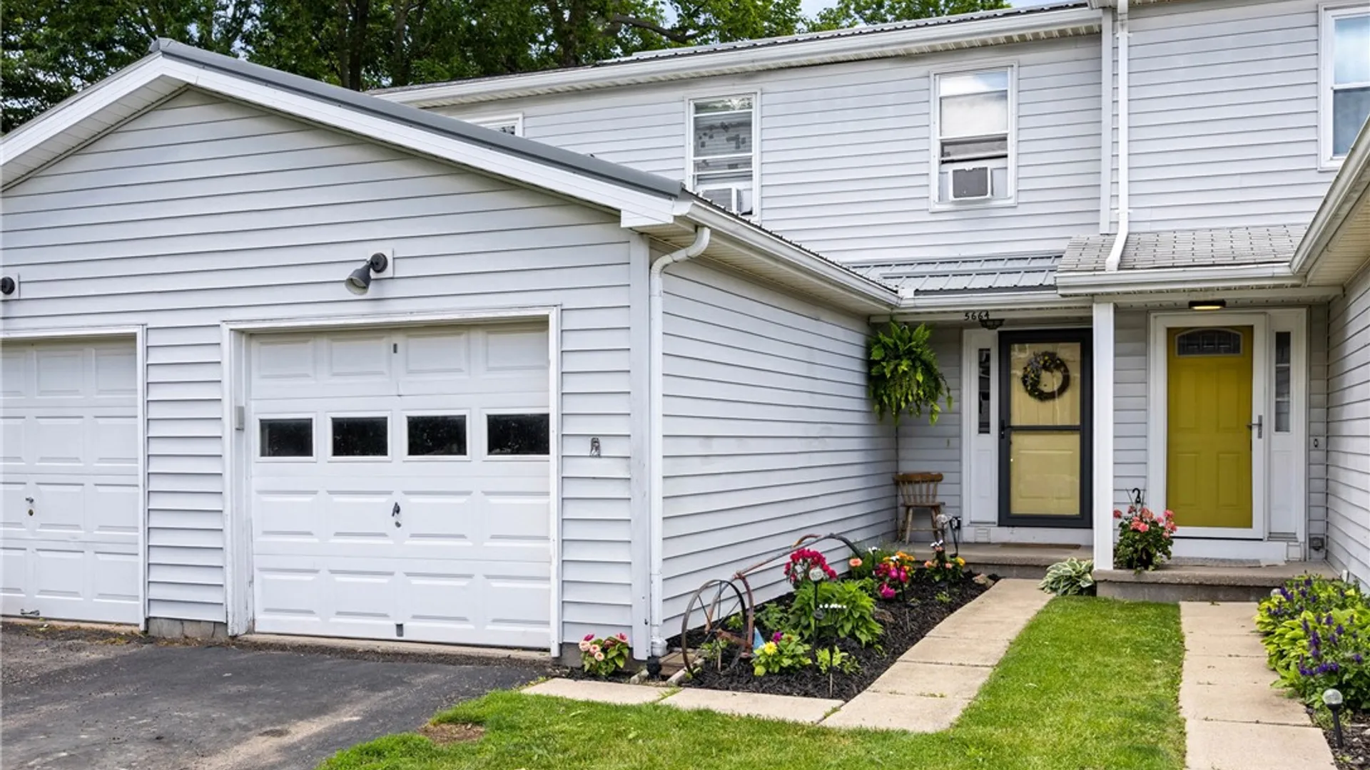 Property at 5664 Running Brook Road, Farmington, NY 14425 3