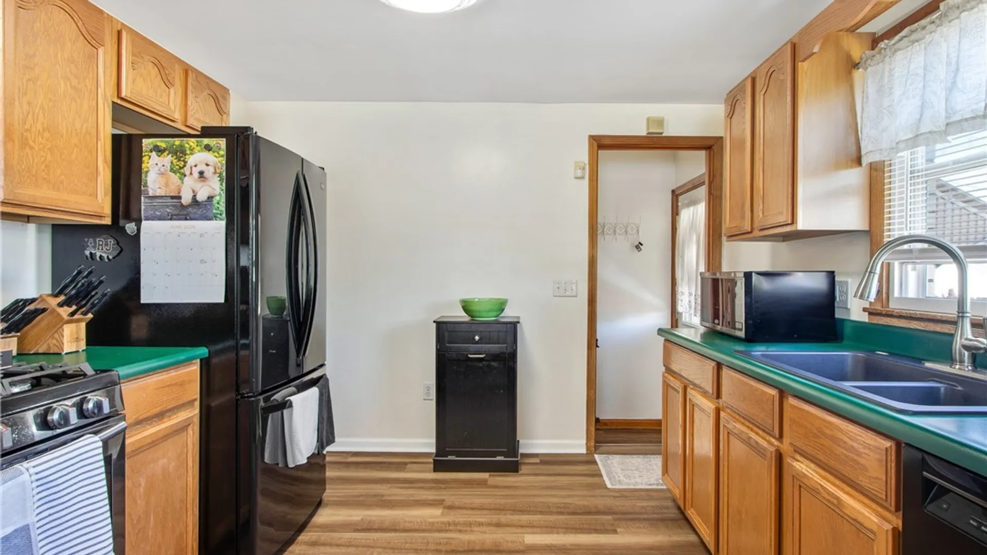 Property at 4 Amurra Court, Cheektowaga, NY 14225 20