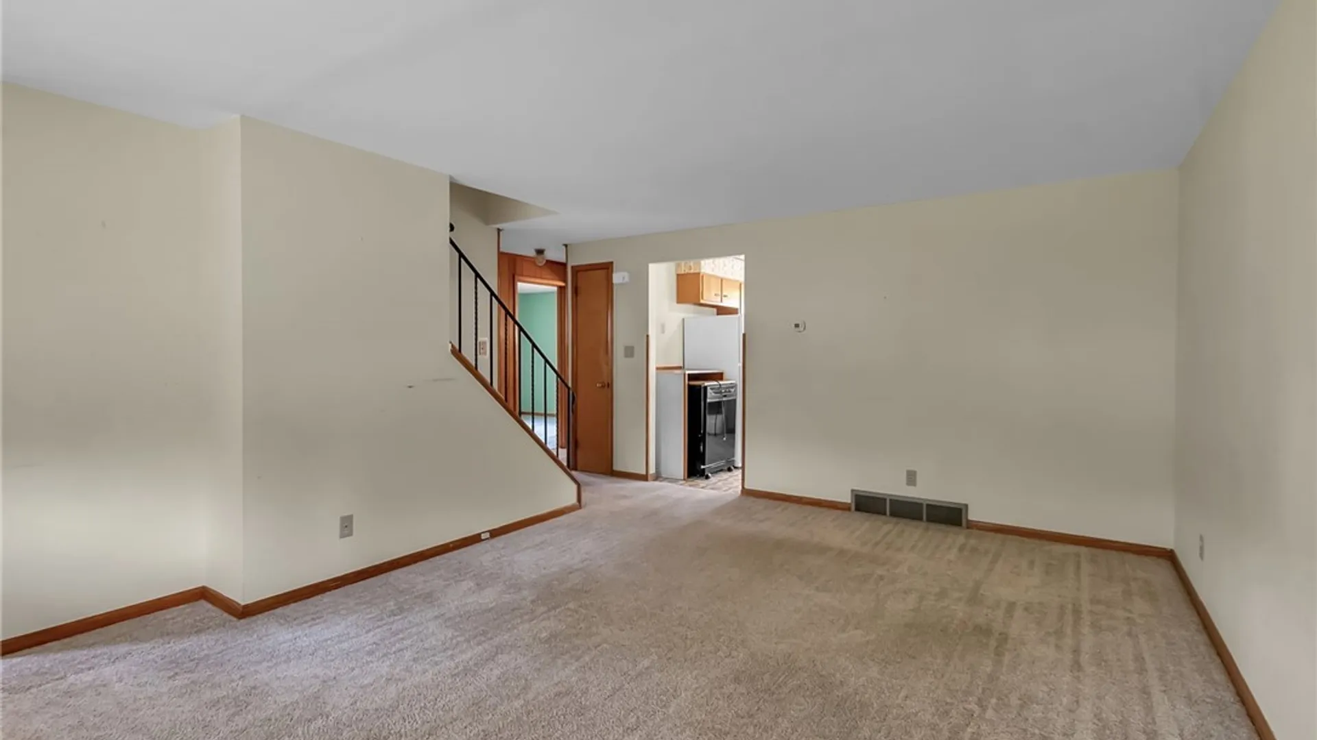 Property at 175 Margaret Road, Amherst, NY 14226 10
