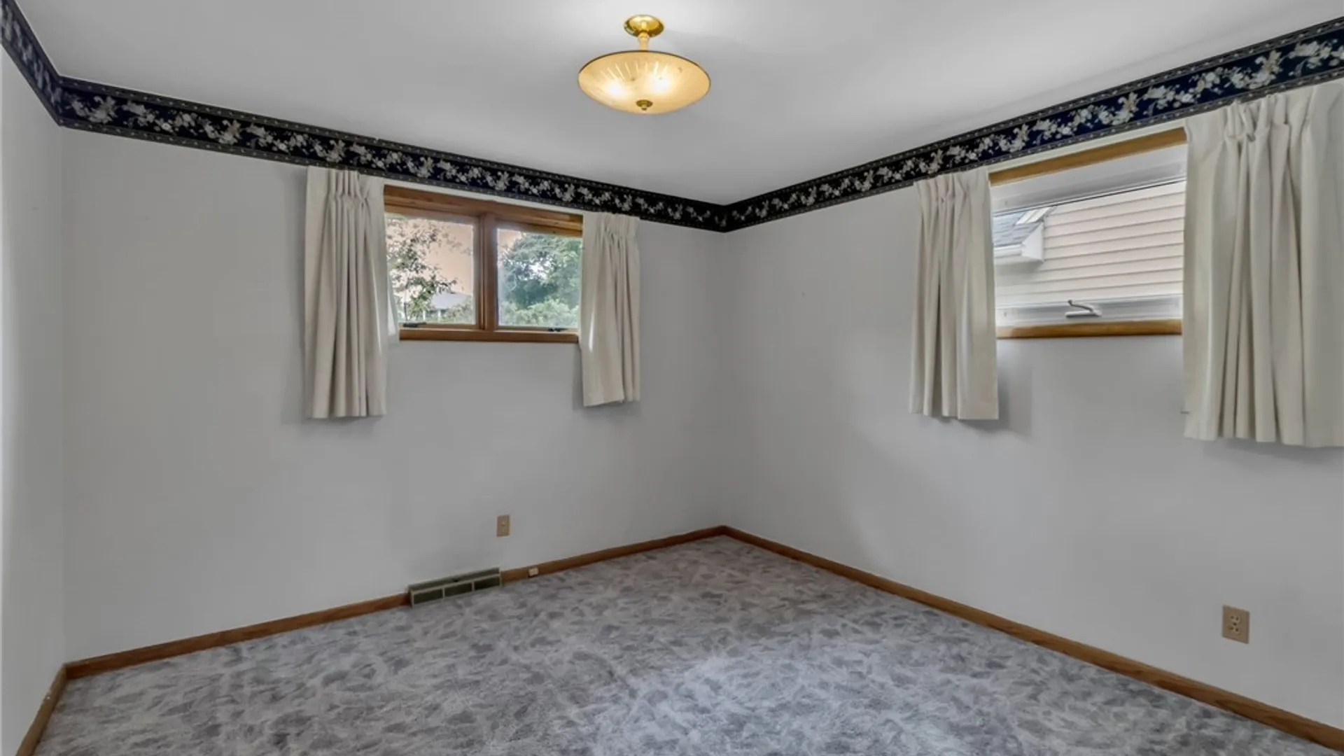 Property at 175 Margaret Road, Amherst, NY 14226 12