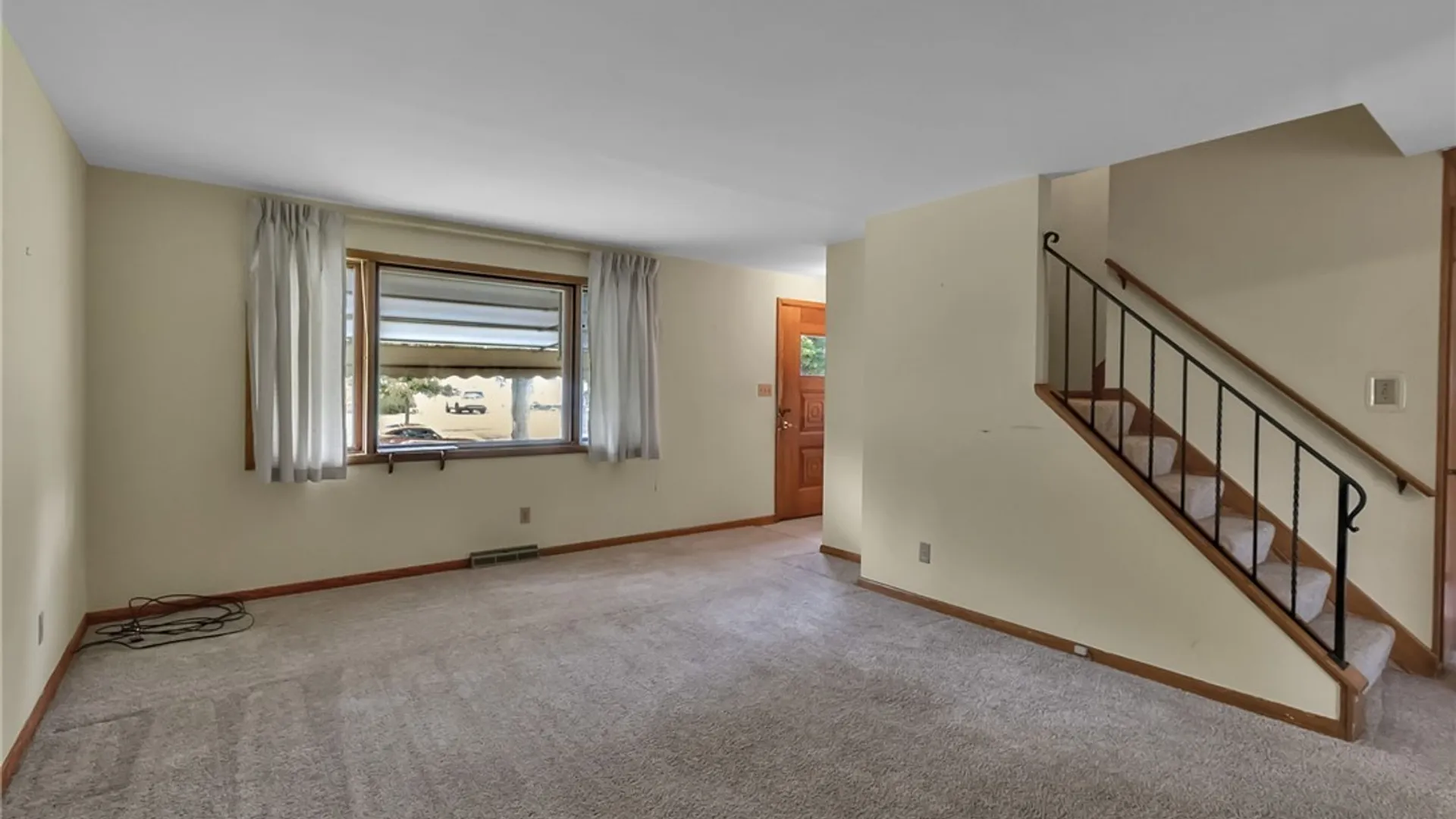 Property at 175 Margaret Road, Amherst, NY 14226 14