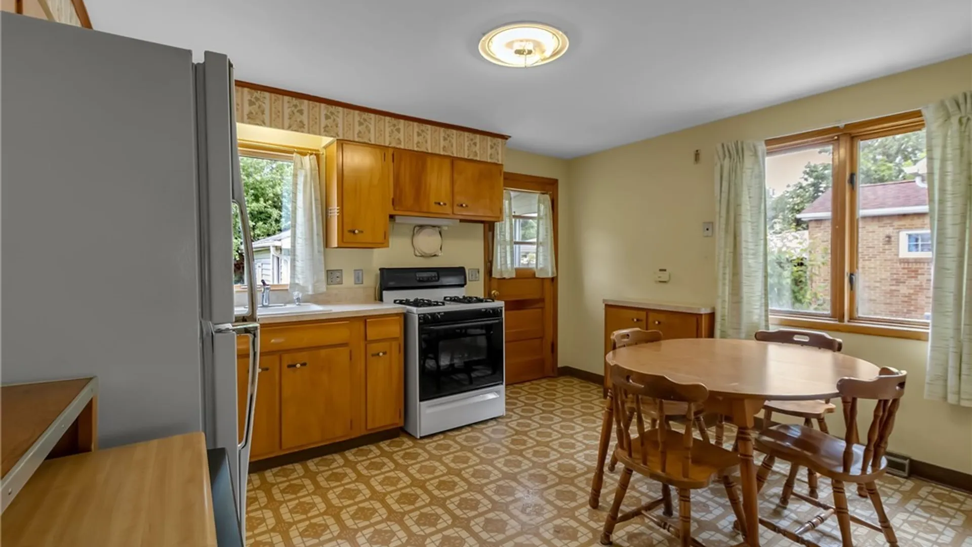 Property at 175 Margaret Road, Amherst, NY 14226 5