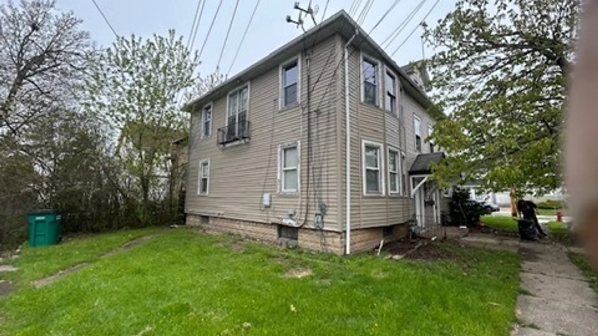 Property at 487 E Amherst Street, Buffalo, NY 14215 3