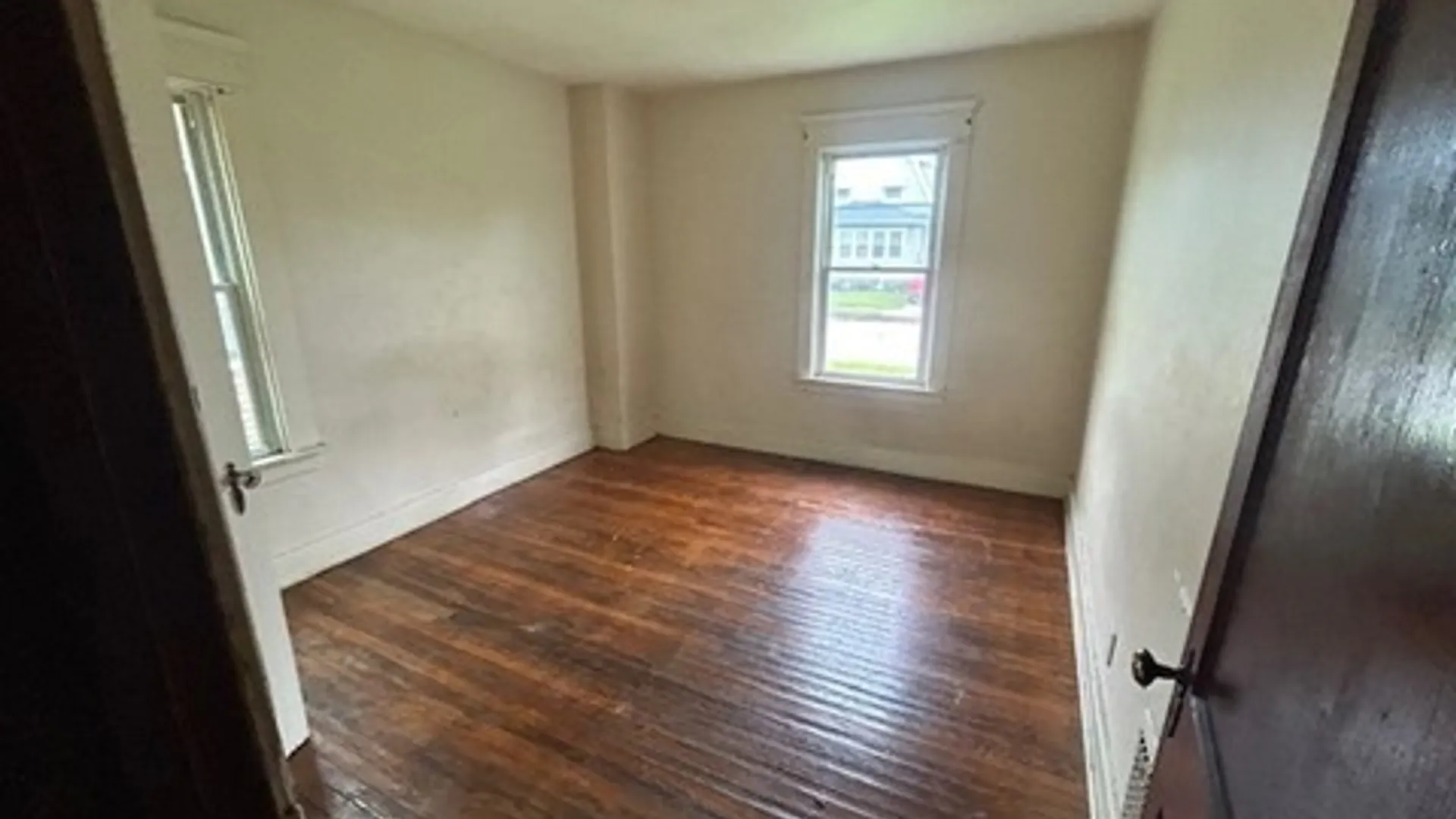 Property at 487 E Amherst Street, Buffalo, NY 14215 6