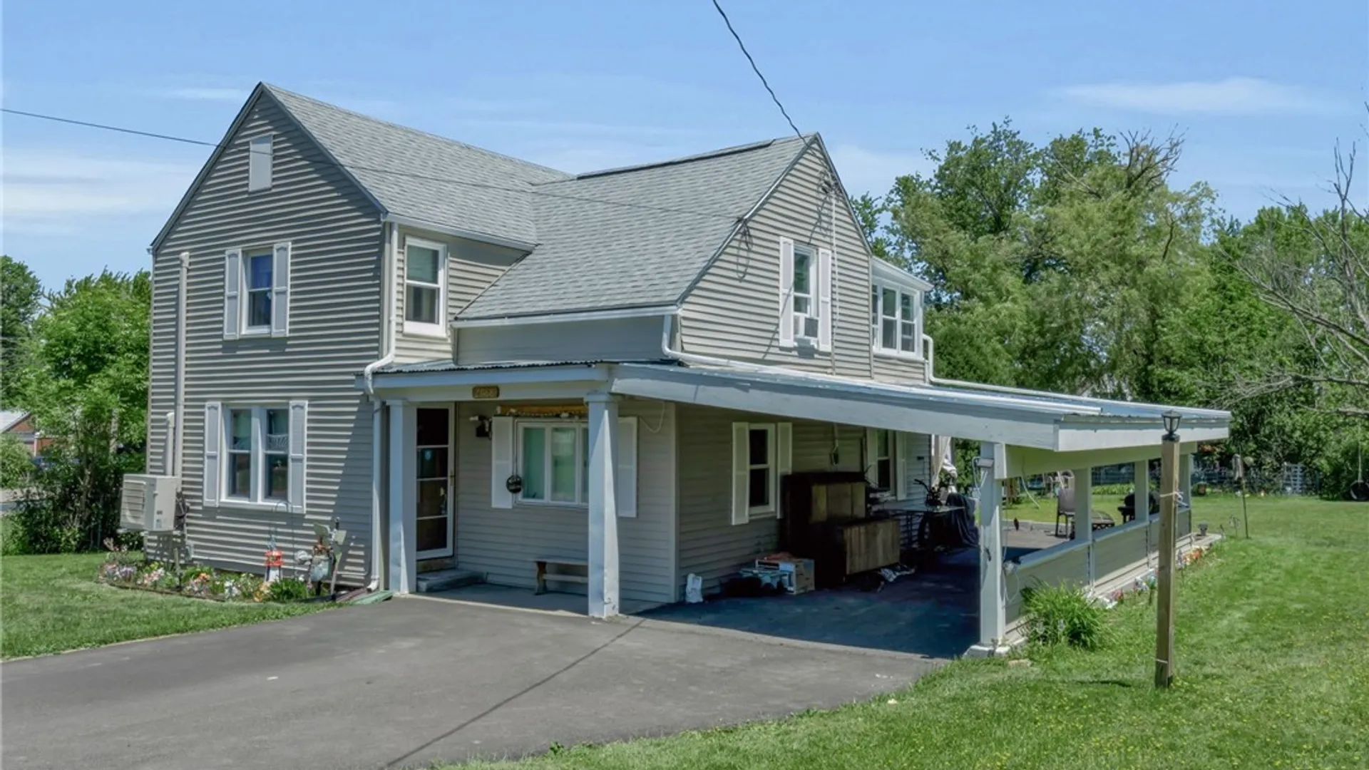 Property at 2688 Ferndale Avenue, Hamburg, NY 14075 3