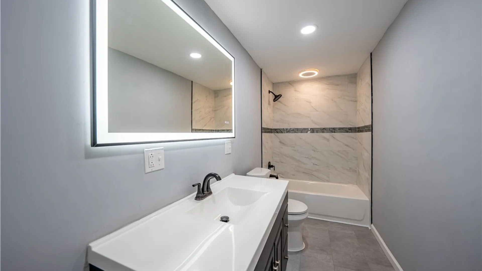 Property at 19 Wellworth Place, Cheektowaga, NY 14225 18