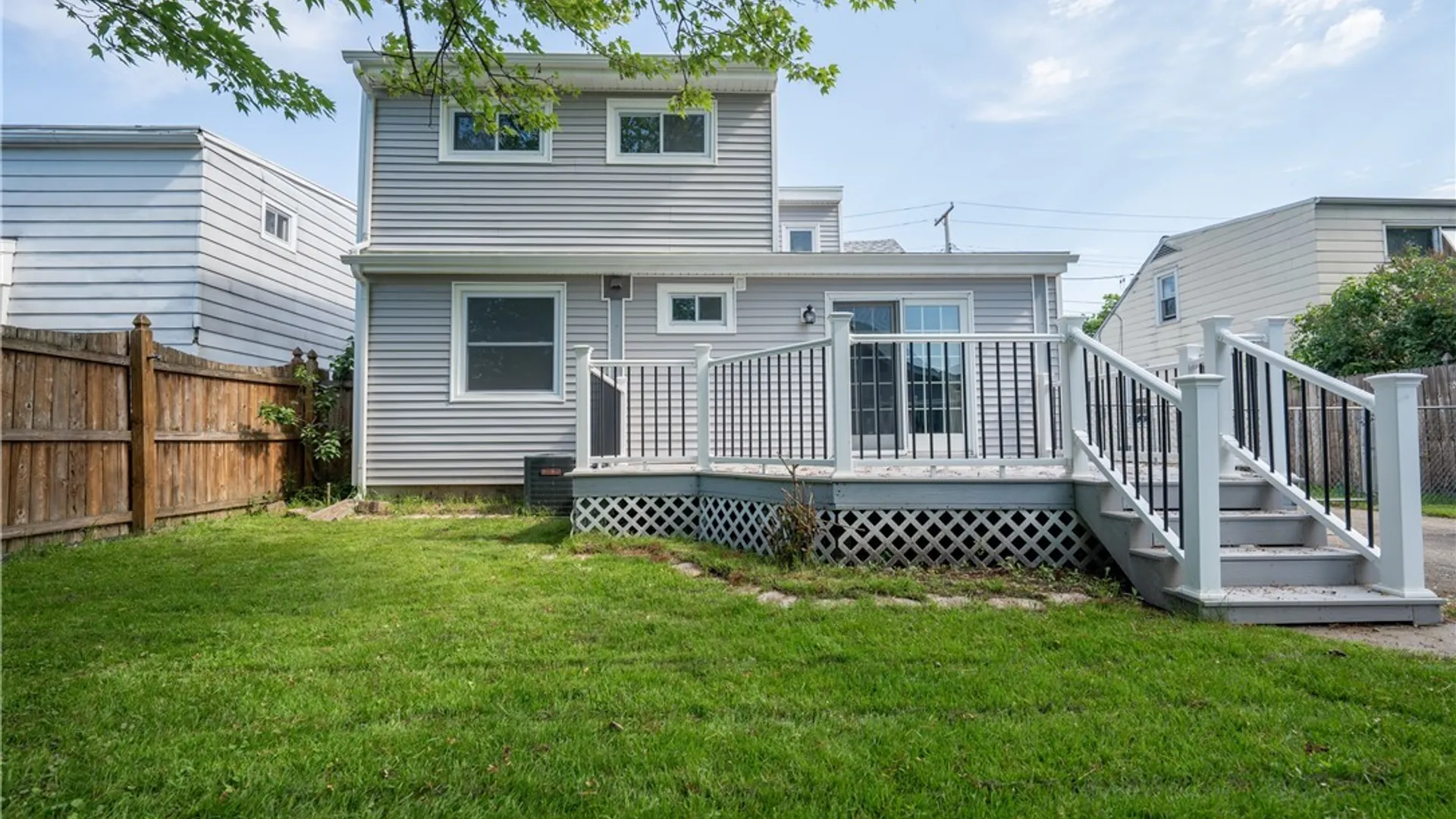 Property at 19 Wellworth Place, Cheektowaga, NY 14225 40