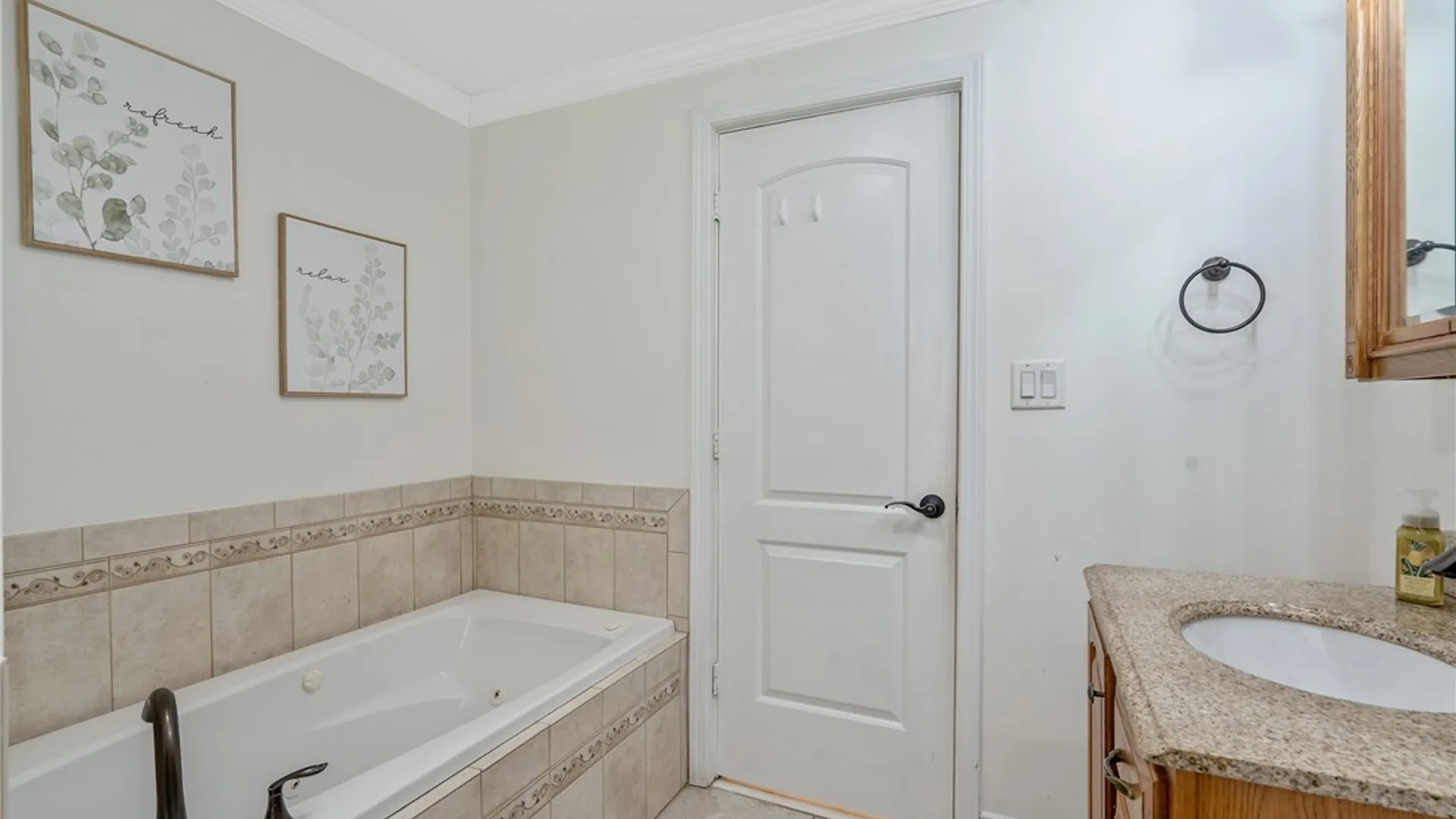Property at 32 34th Street, Constantia, NY 13044 21