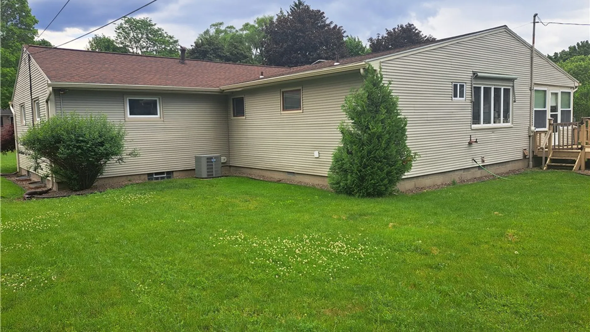 Property at 75 Woody Lane, Penfield, NY 14625 24