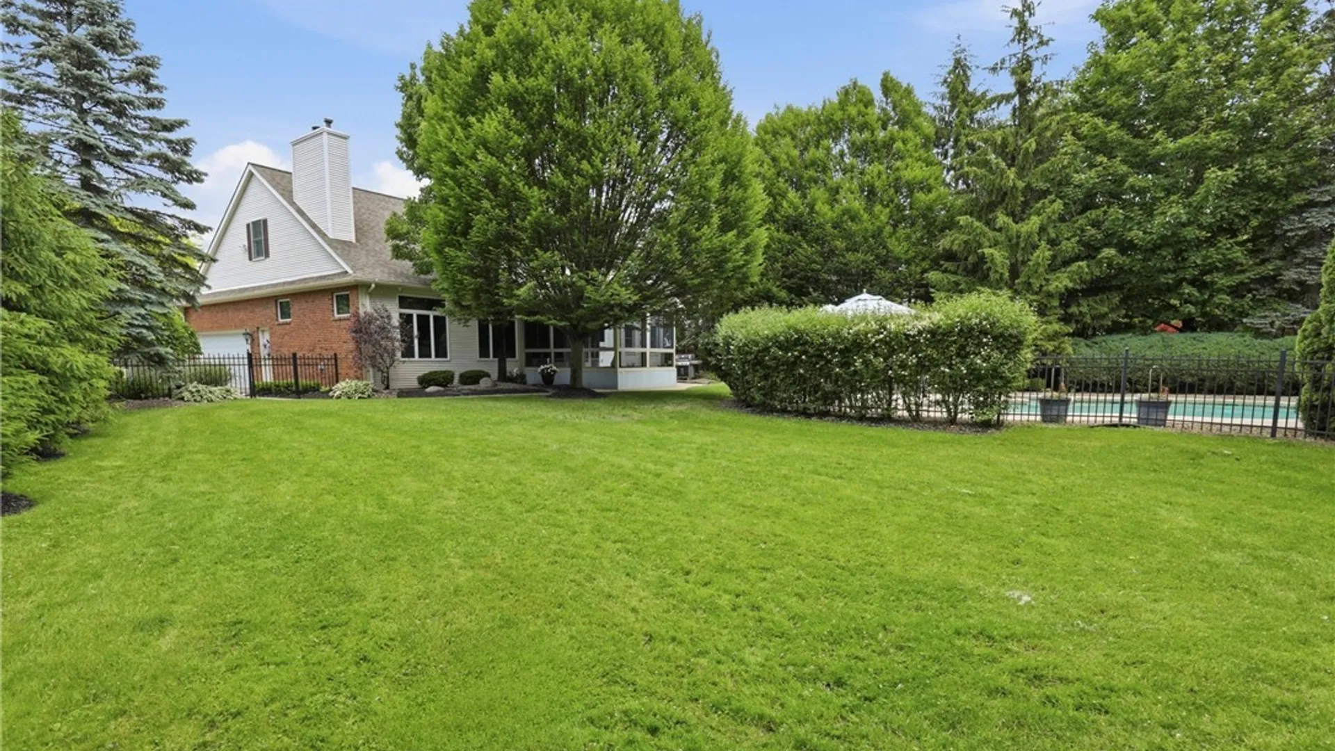 Property at 6275 Gott Creek, Clarence, NY 14051 44