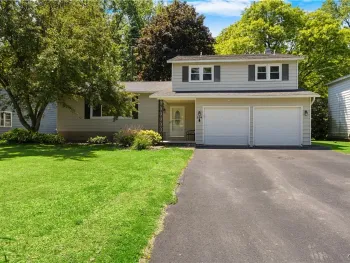 Property at 204 Donlin Drive, Salina, NY 13088