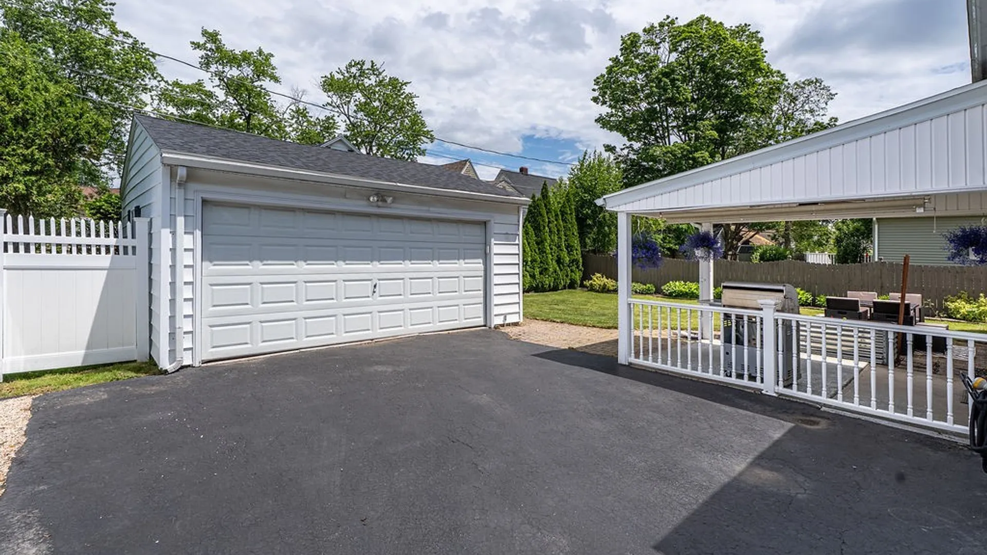 Property at 591 Willow Street, Lockport City, NY 14094 34