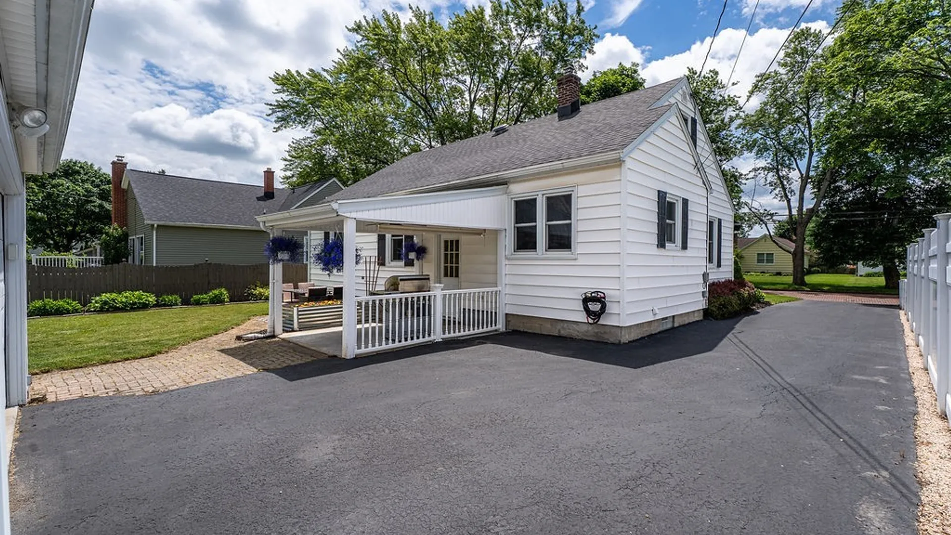 Property at 591 Willow Street, Lockport City, NY 14094 36
