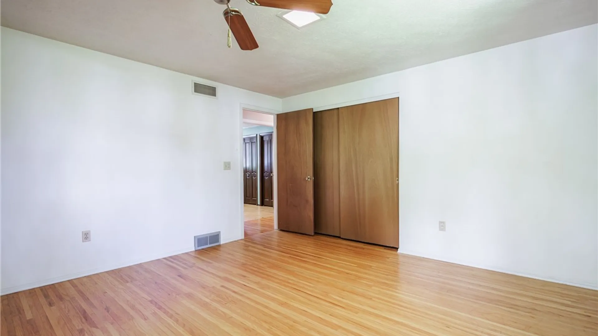 Property at 32 Flamingo Drive, Gates, NY 14624 28