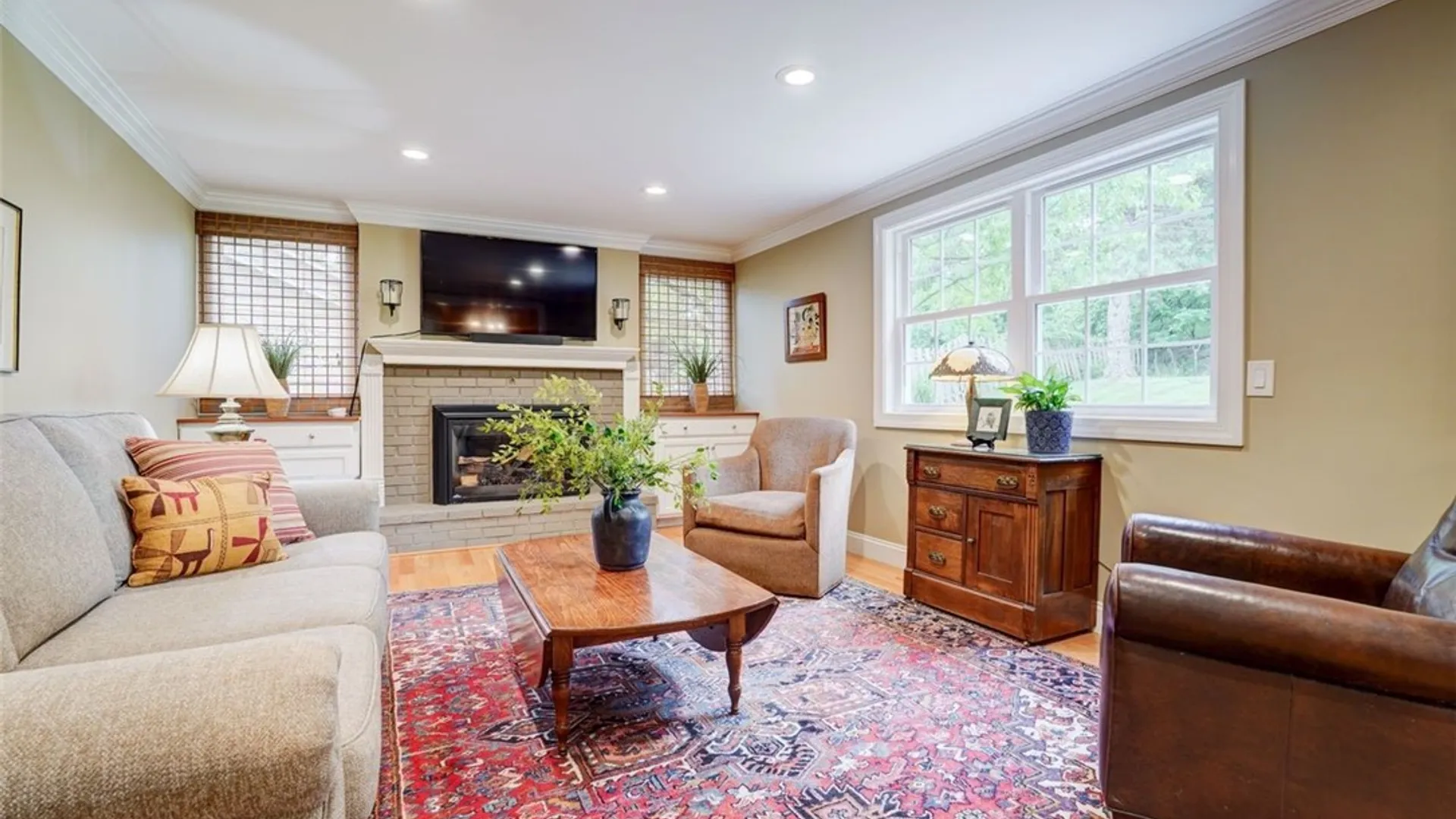 Property at 18 Concord Drive, Pittsford, NY 14534 12