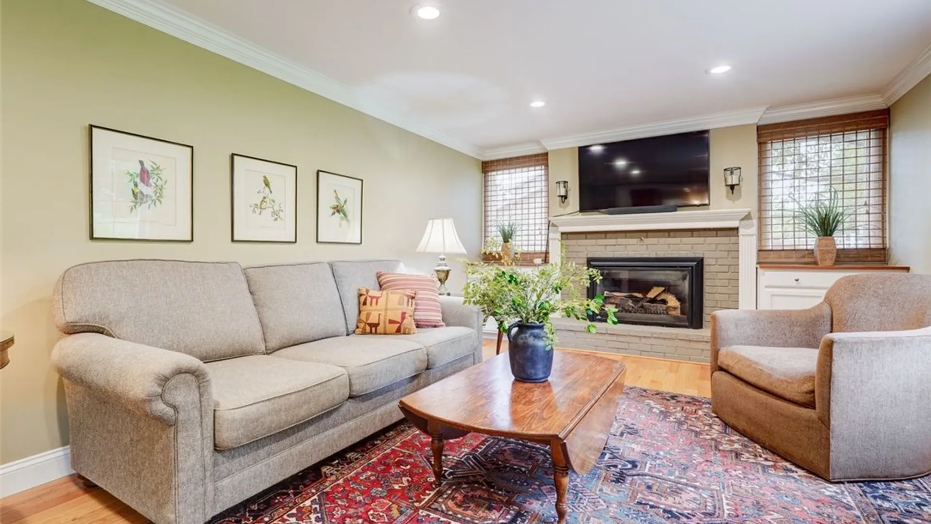 Property at 18 Concord Drive, Pittsford, NY 14534 13