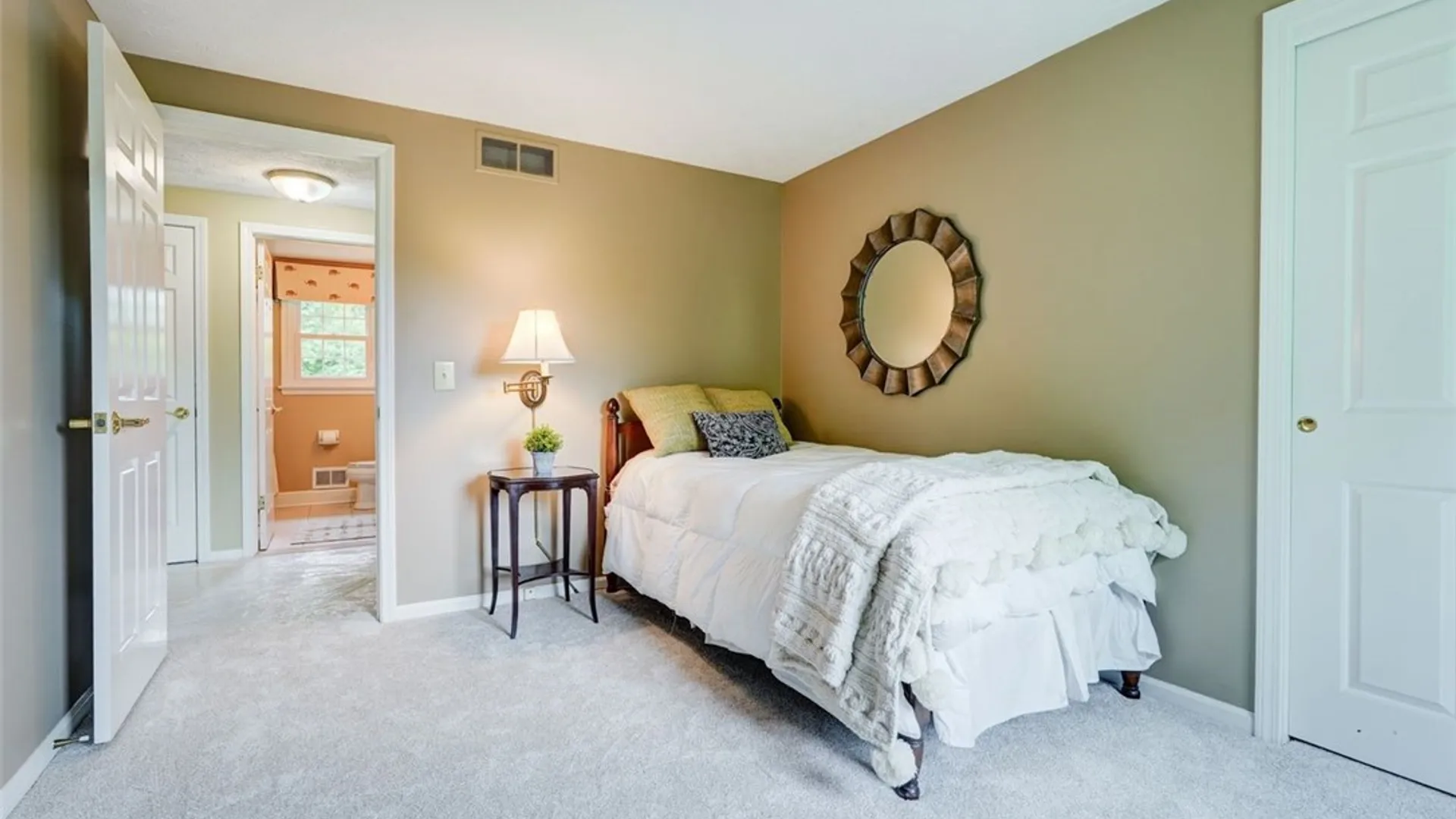Property at 18 Concord Drive, Pittsford, NY 14534 21