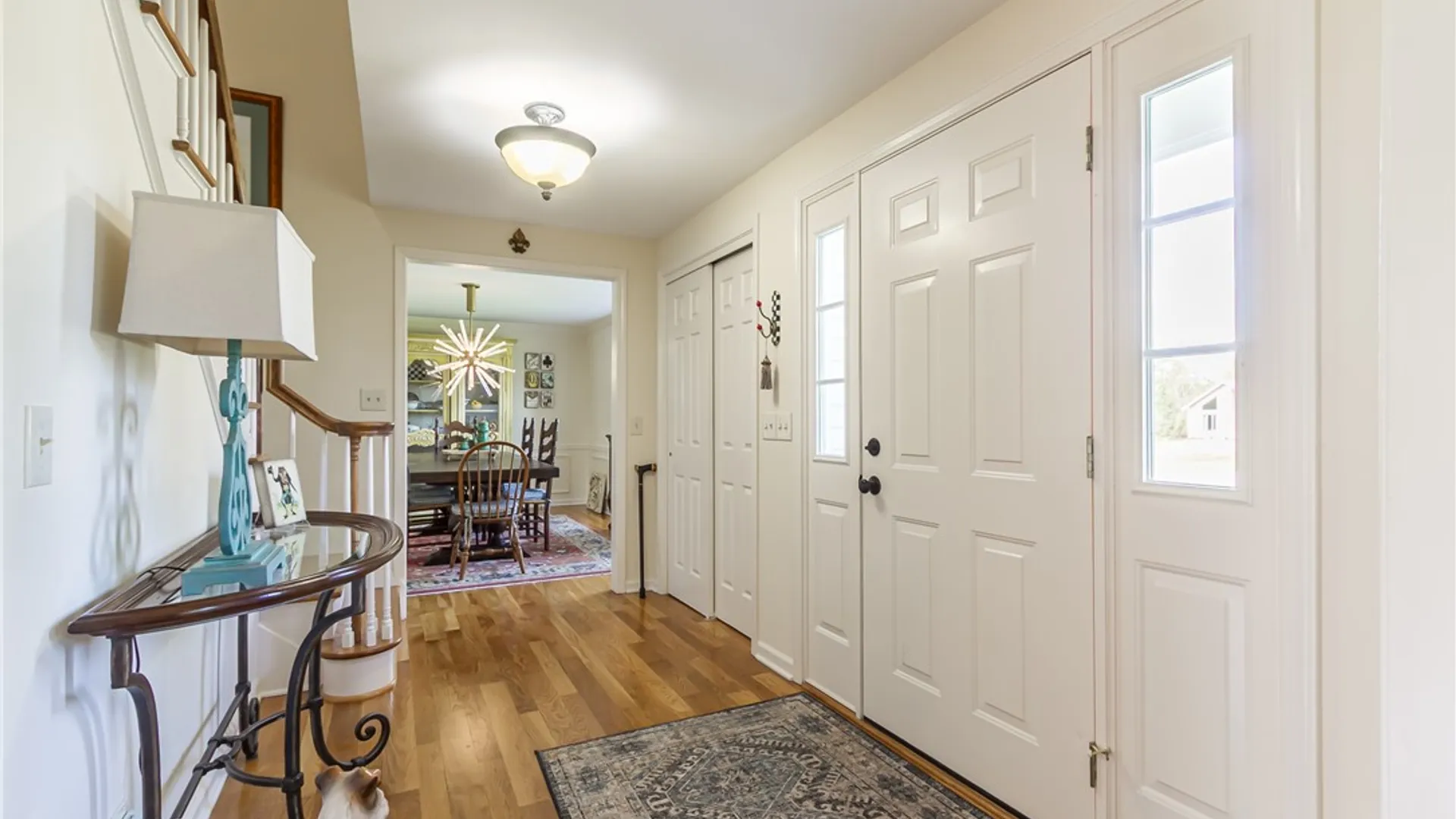 Property at 10 Fenimore Drive, Pittsford, NY 14534 3