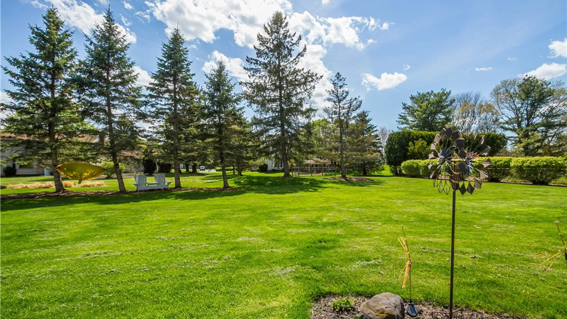 Property at 10 Fenimore Drive, Pittsford, NY 14534 33