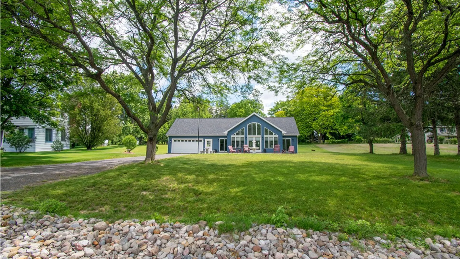 Property at 714 White Springs Dr, Geneva Town, NY 14456 2