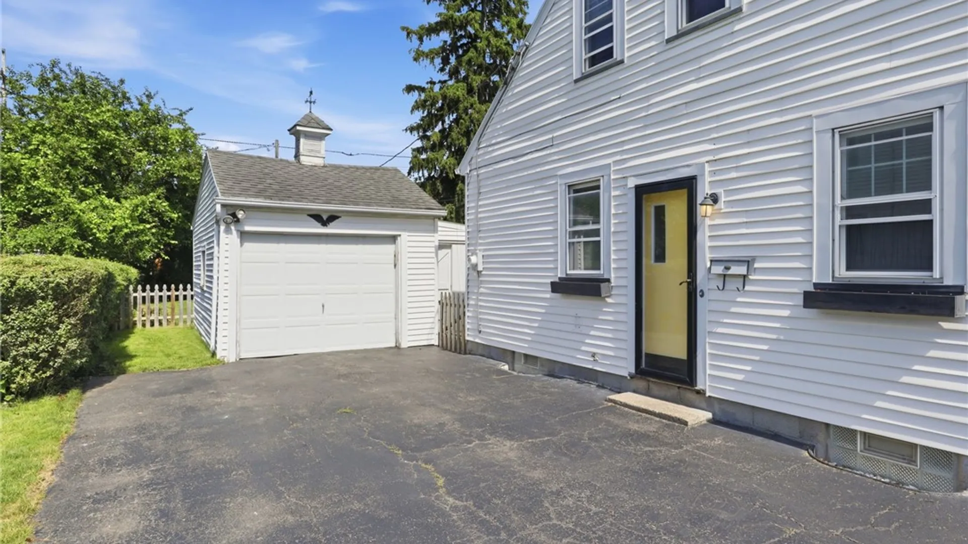 Property at 499 Shelford Road, Irondequoit, NY 14609 31