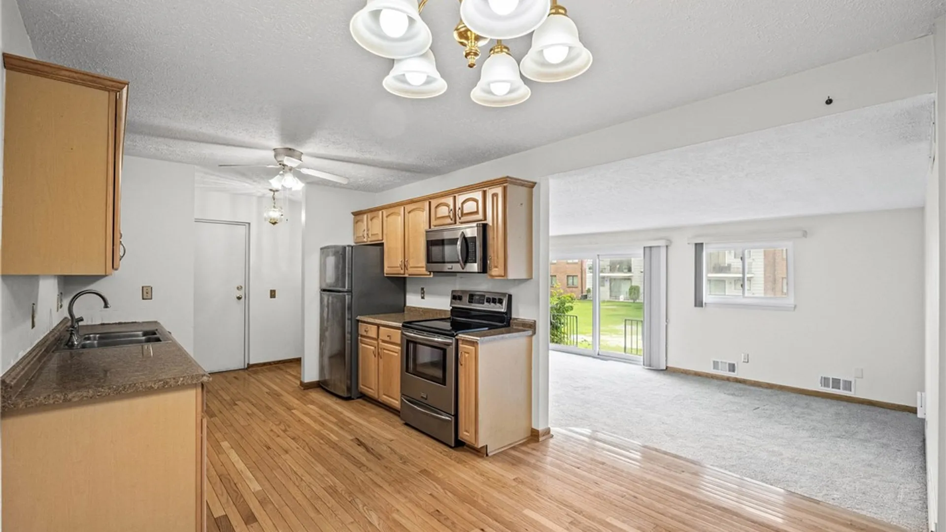 Property at 2 High Gate Trail, Perinton, NY 14450 22
