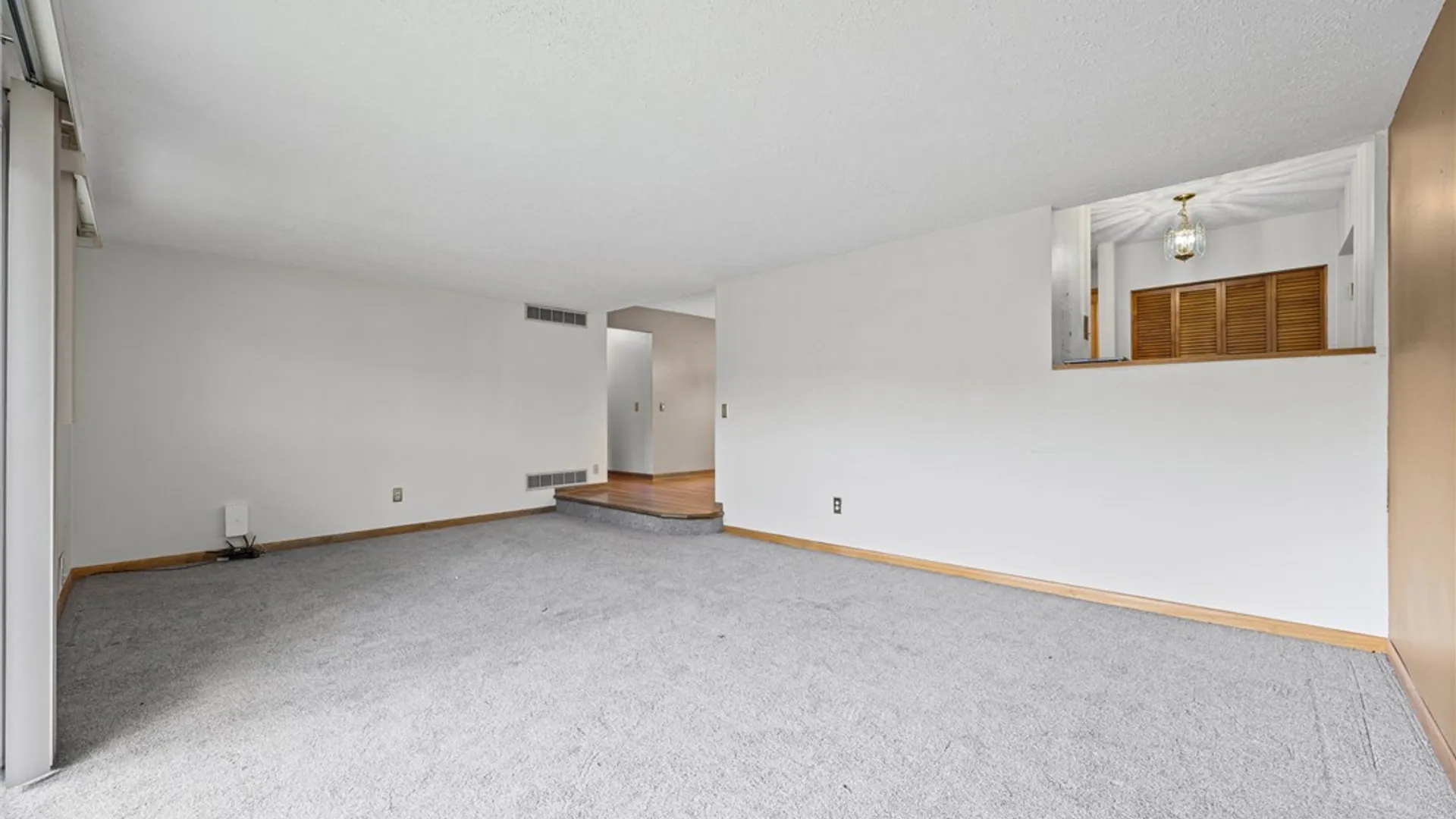 Property at 2 High Gate Trail, Perinton, NY 14450 24