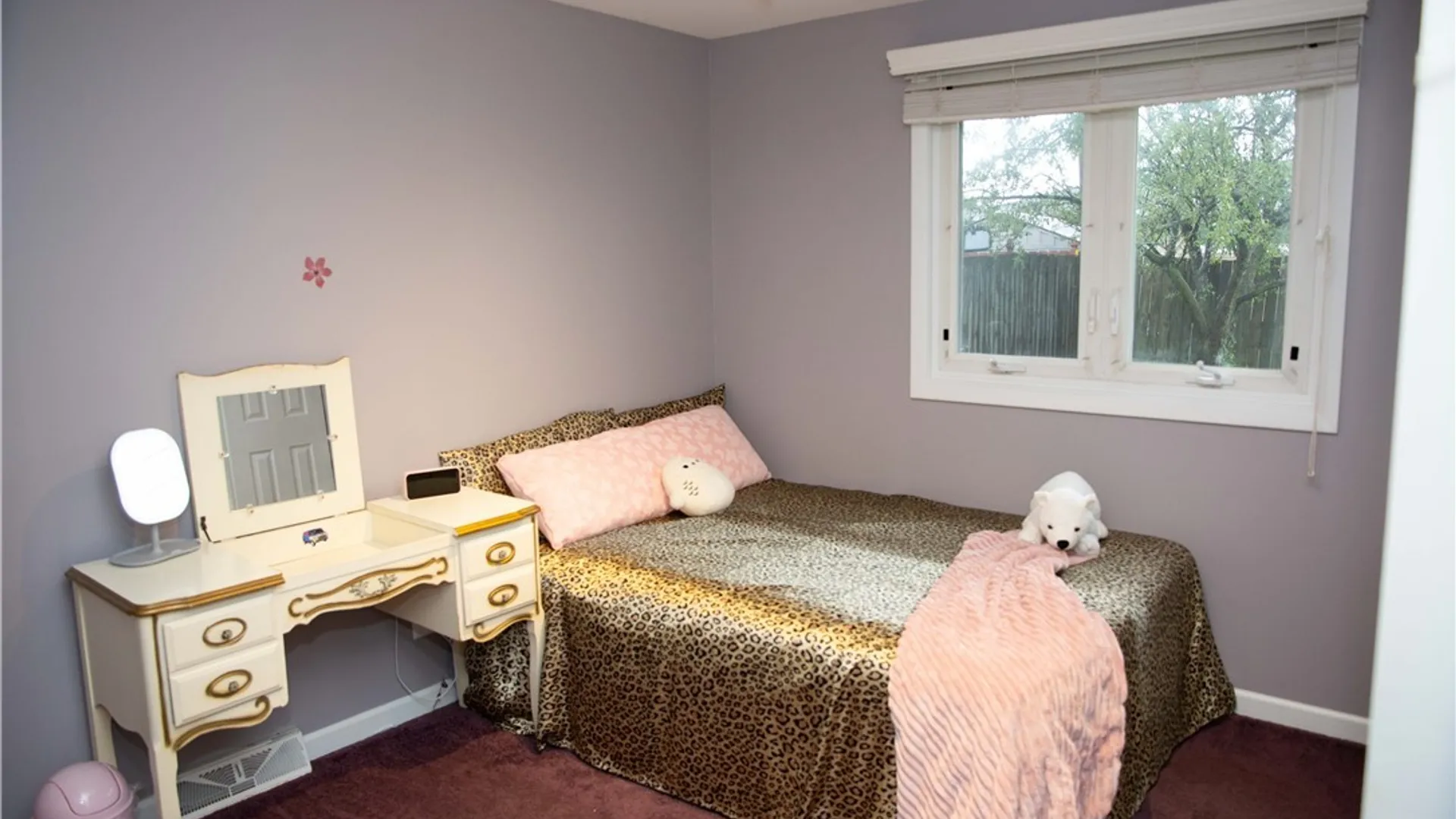 Property at 25 Karen Lane, Cheektowaga, NY 14043 23